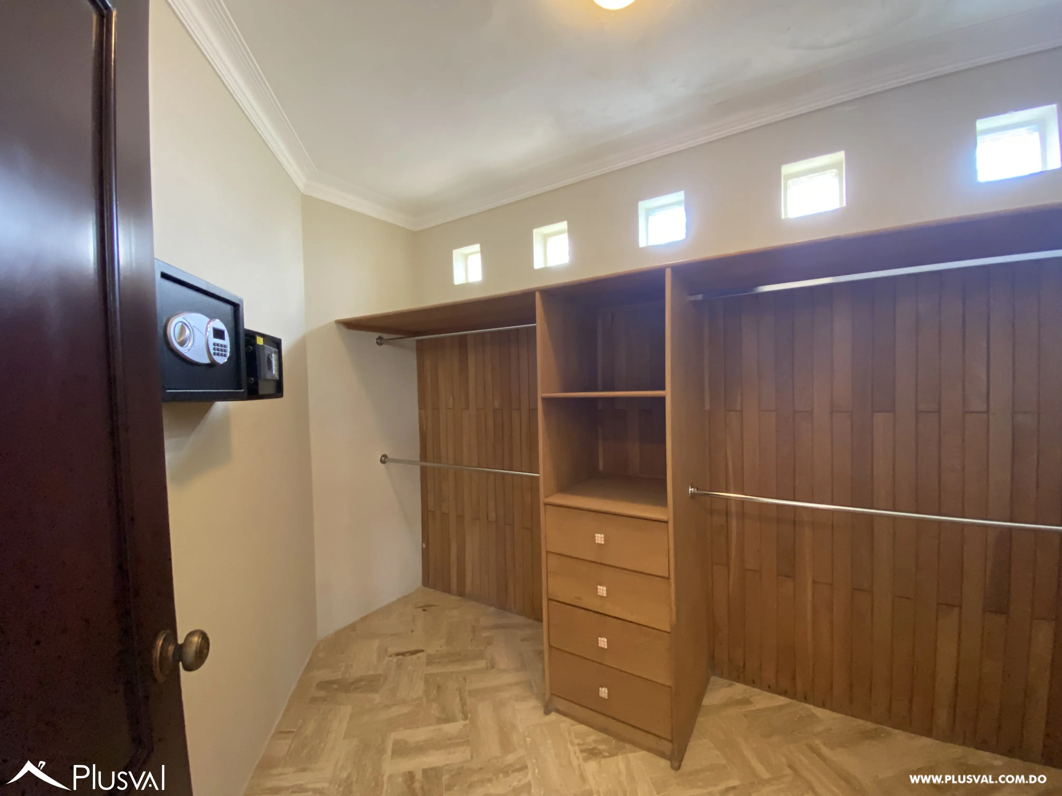 Alquilo Excelente Casa Residencial en Las Praderas 455455