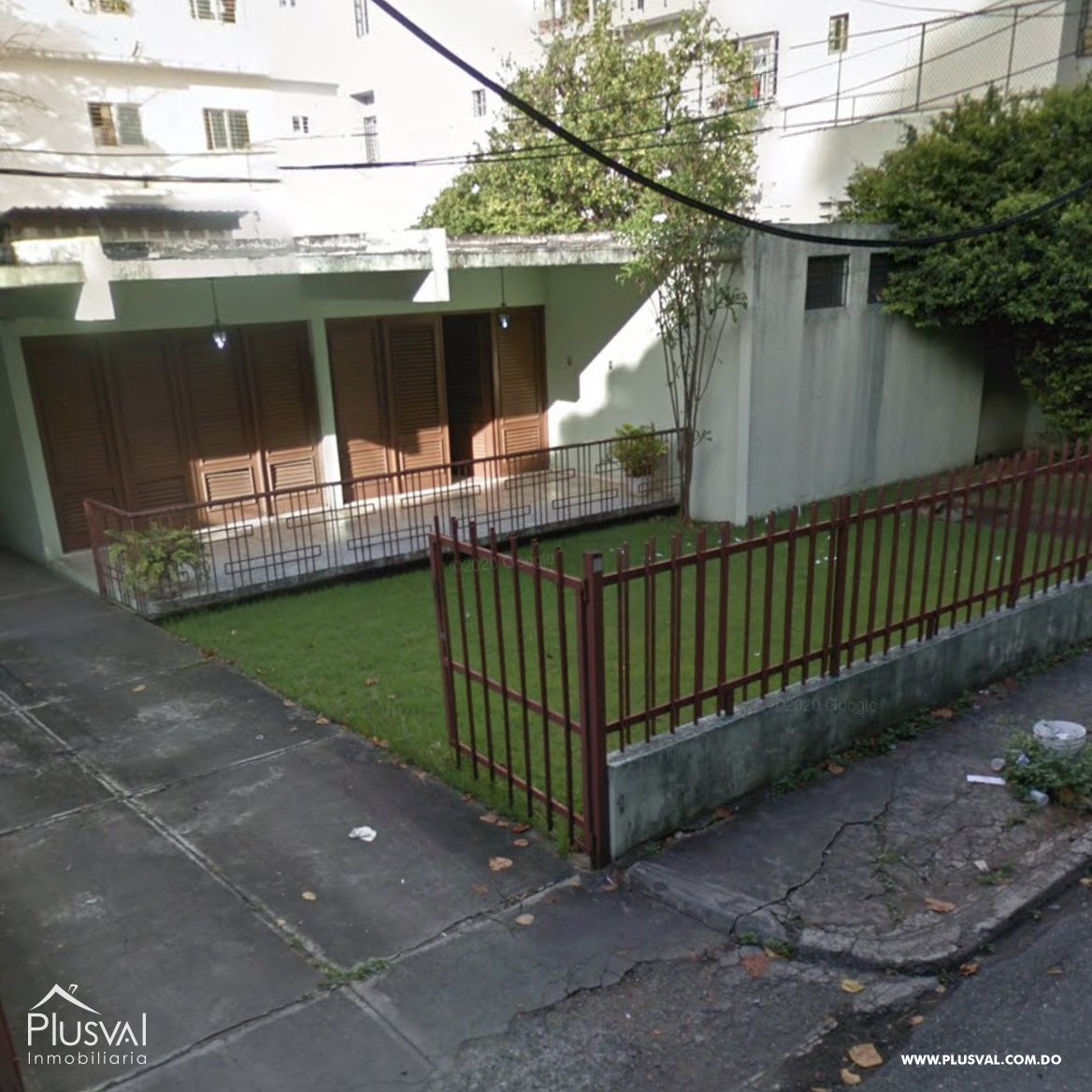 Casa Solar en venta, Evaristo Morales 292015