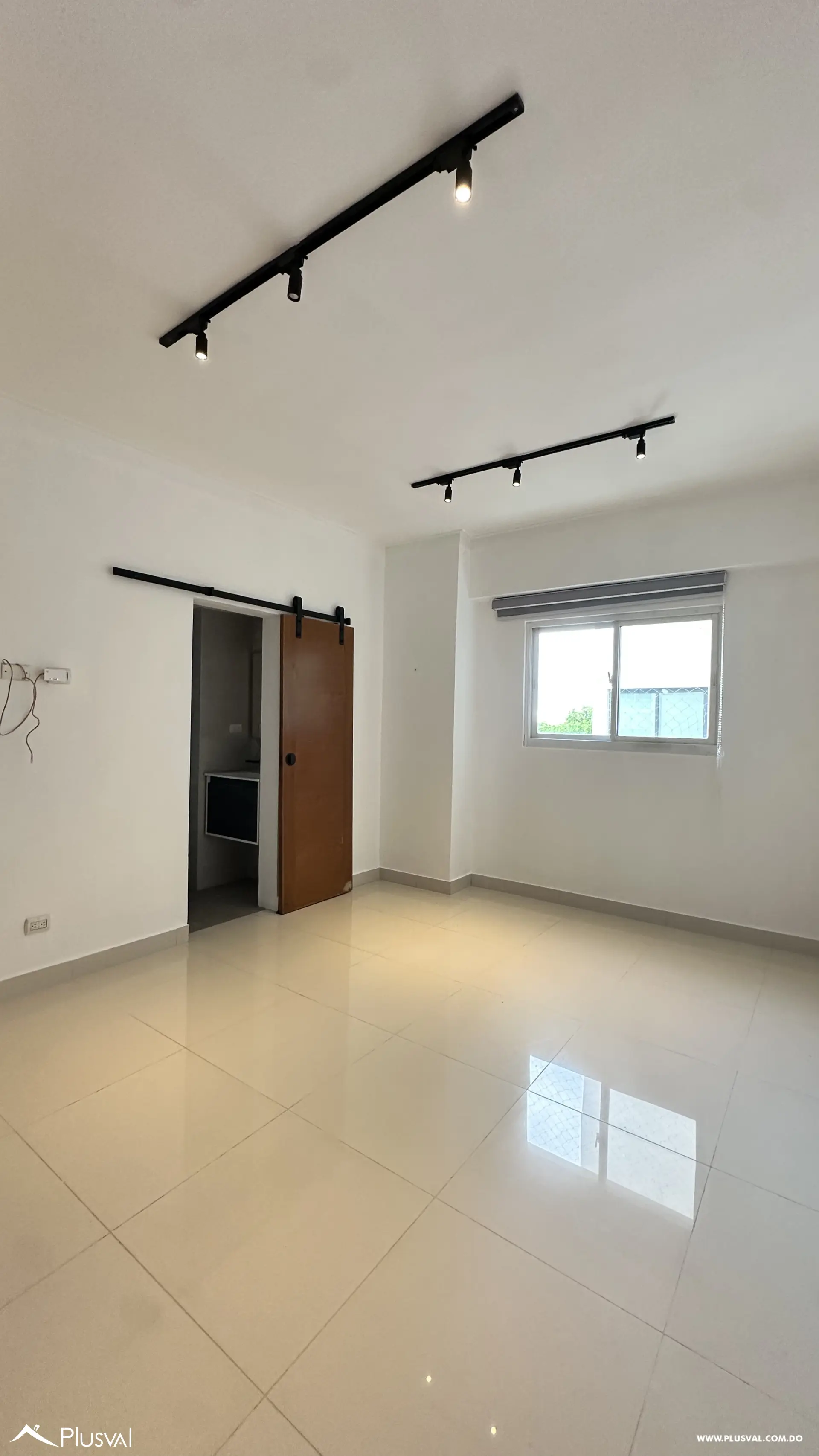 Apartamento de 2 habitaciones en venta en Naco con 2 parqueos y amenidades 514526