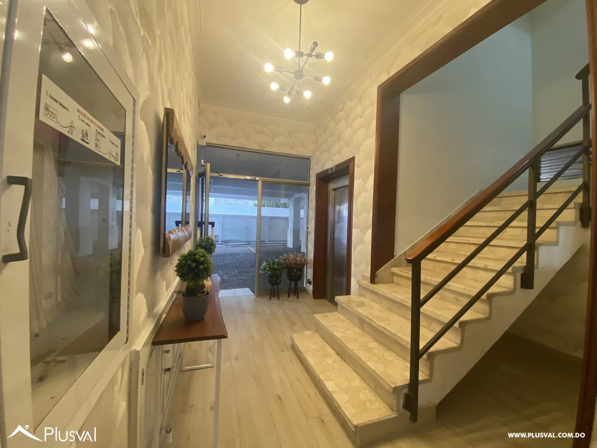 Alquilo Excelente Apartamento en Naco 453683