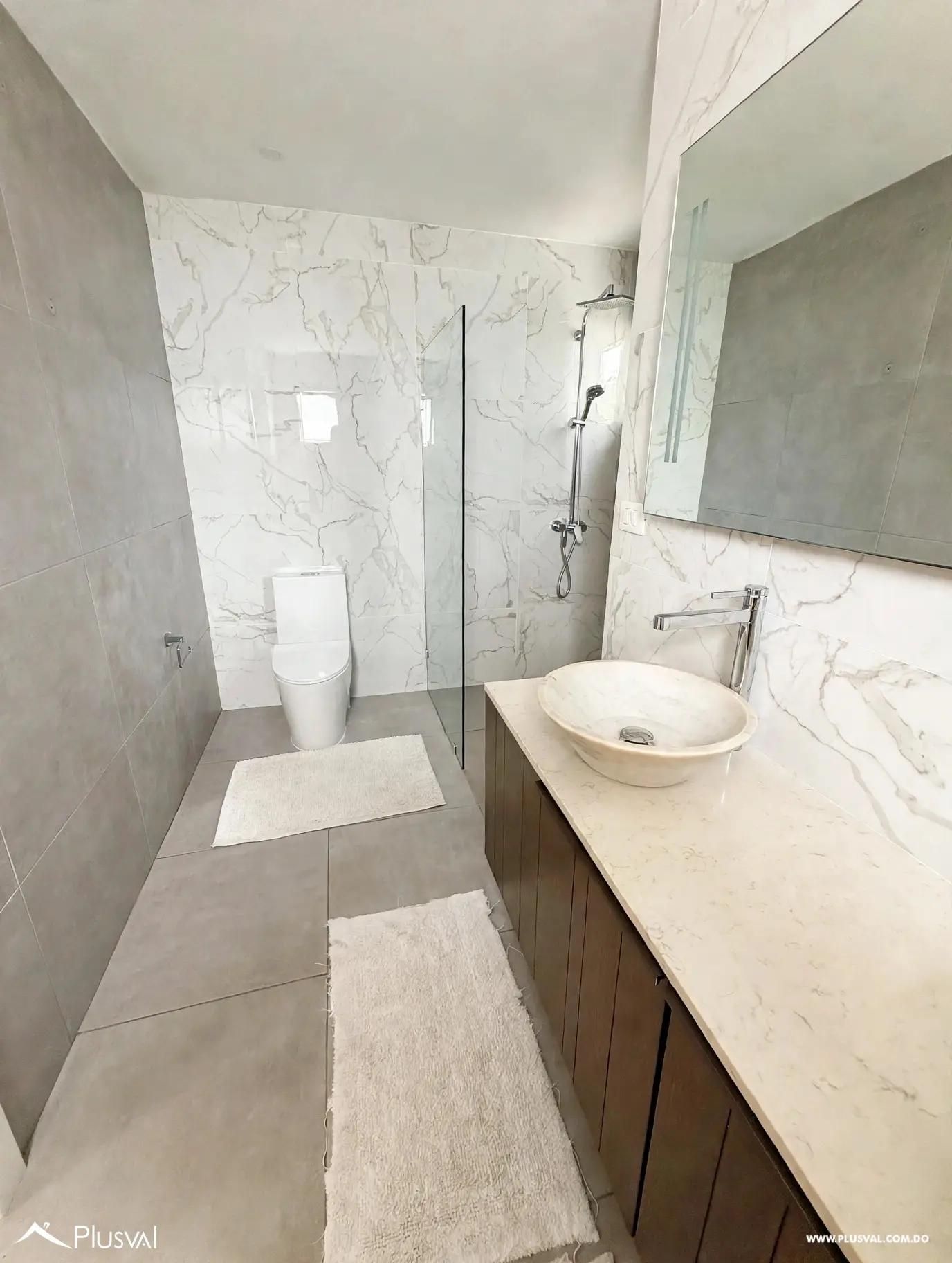 Exclusivo pent-house ubicado en el prestigioso sector de Serralles. 529640