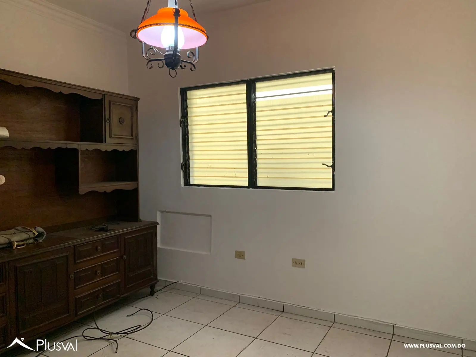 Apartamento con terraza en venta, Evaristo Morales de 3 habitaciones 467926