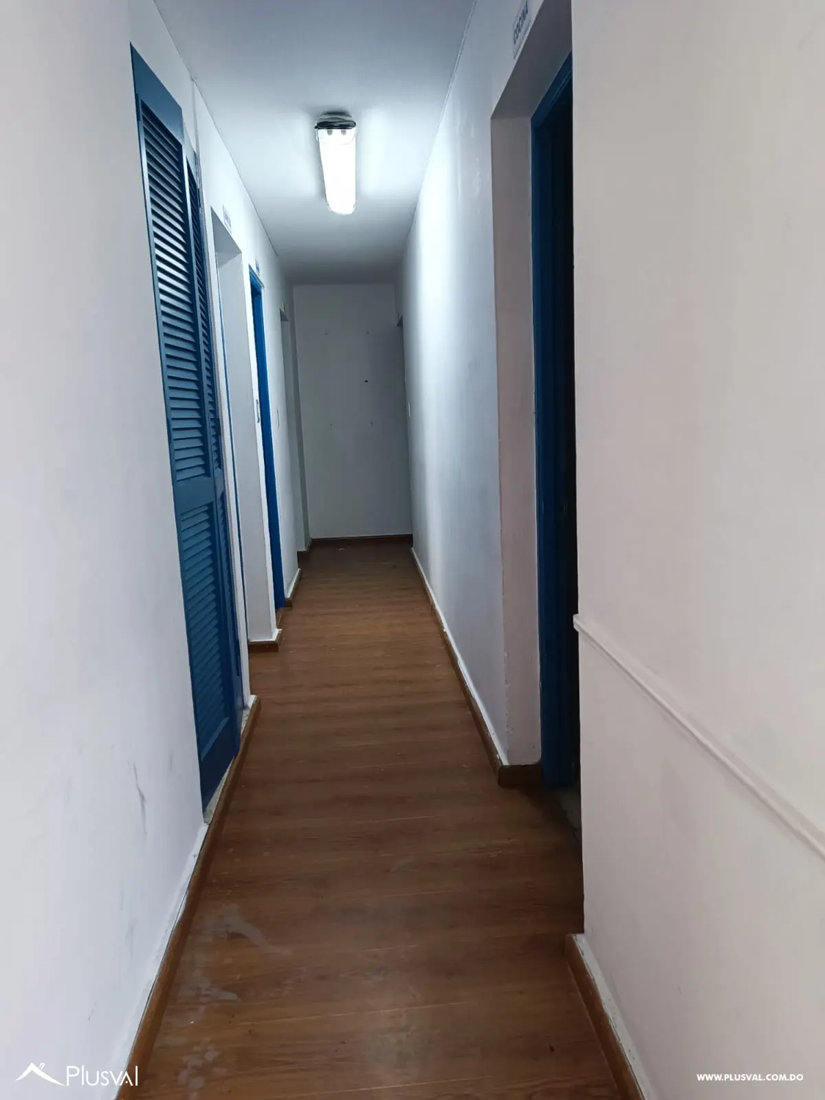 AMPLIO LOCAL COMERICAL EN ALQUILER EN NACO 496029