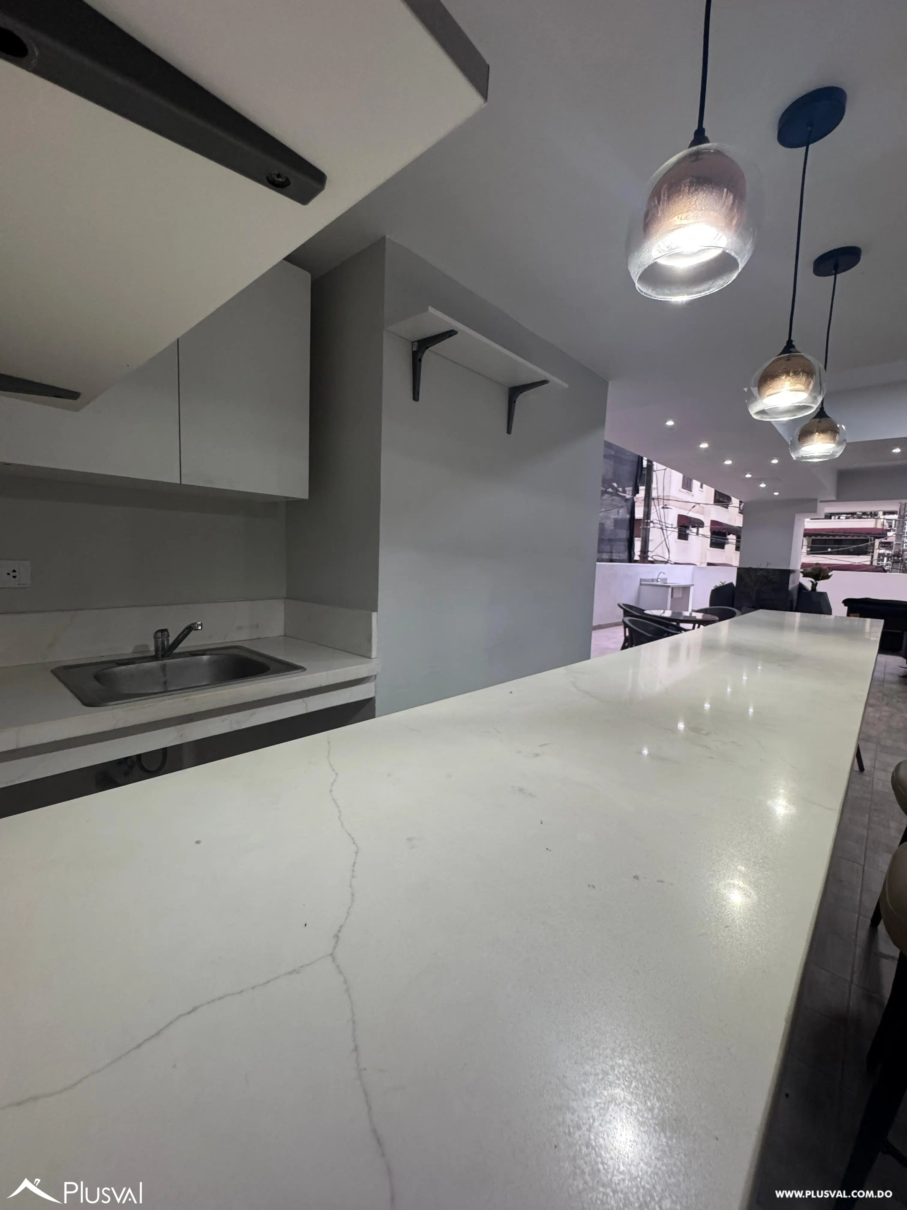 Alquiler de apartamento en torre moderna de Evaristo Morale 482315