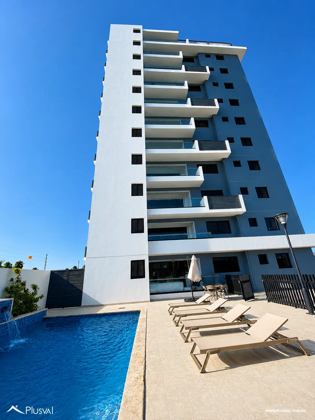Apartamento en Quinto Nivel con Excelentes Amenidades y a Minutos del Aeropuerto del Cibao 523198