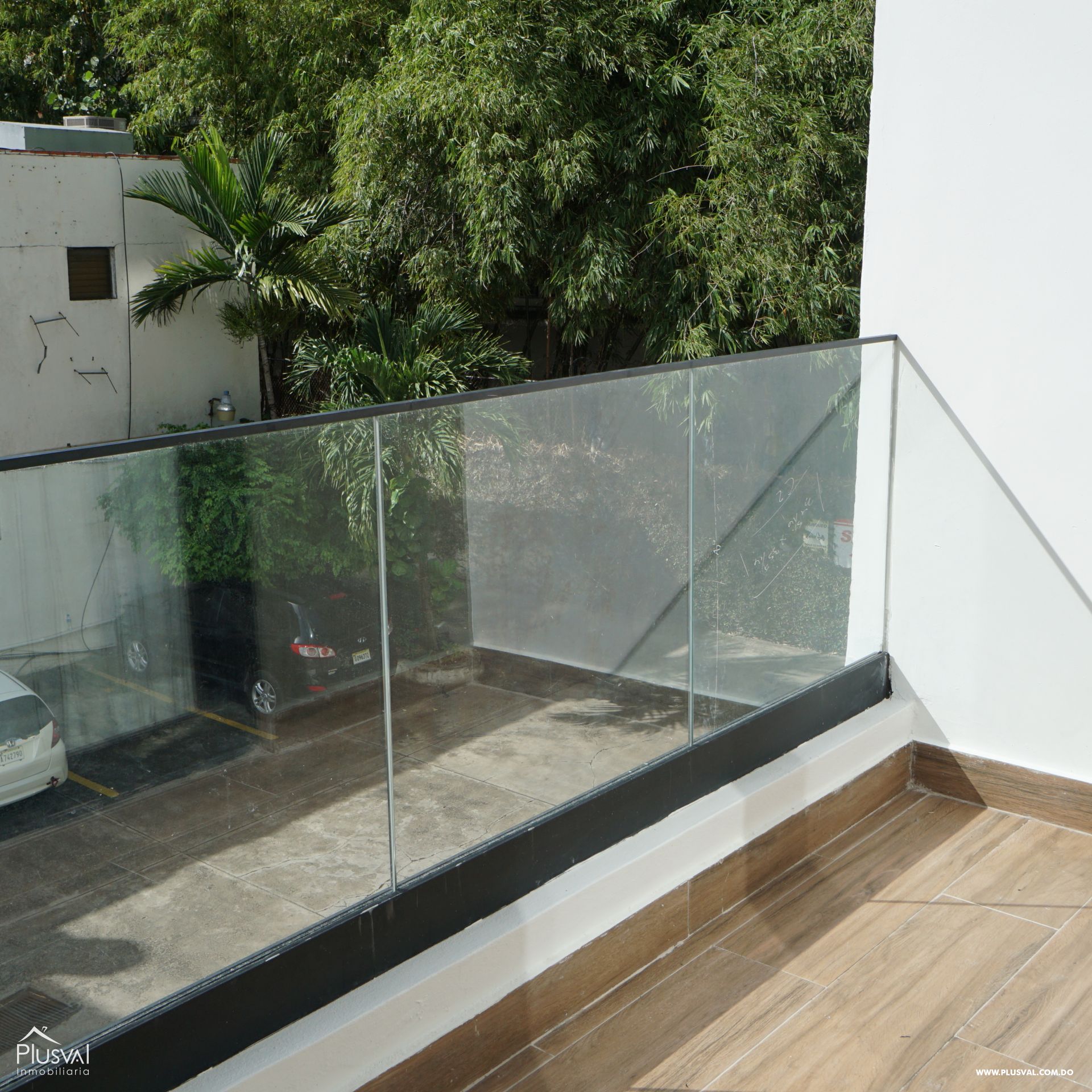 Moderno apartamento en alquiler con línea blanca en Piantini 430675