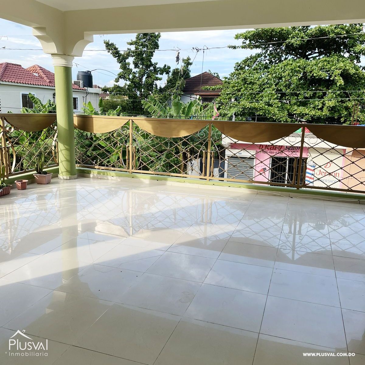Casa de dos niveles con local comercial Adjunto, La Vega 401194