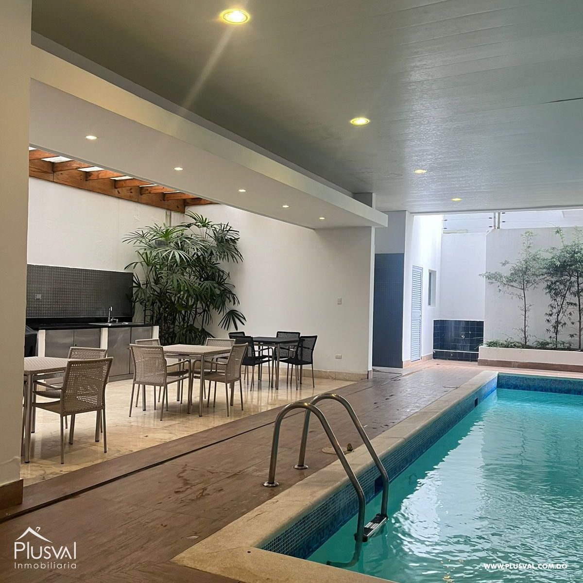 Moderno apartamento en Venta en Piantini 360556
