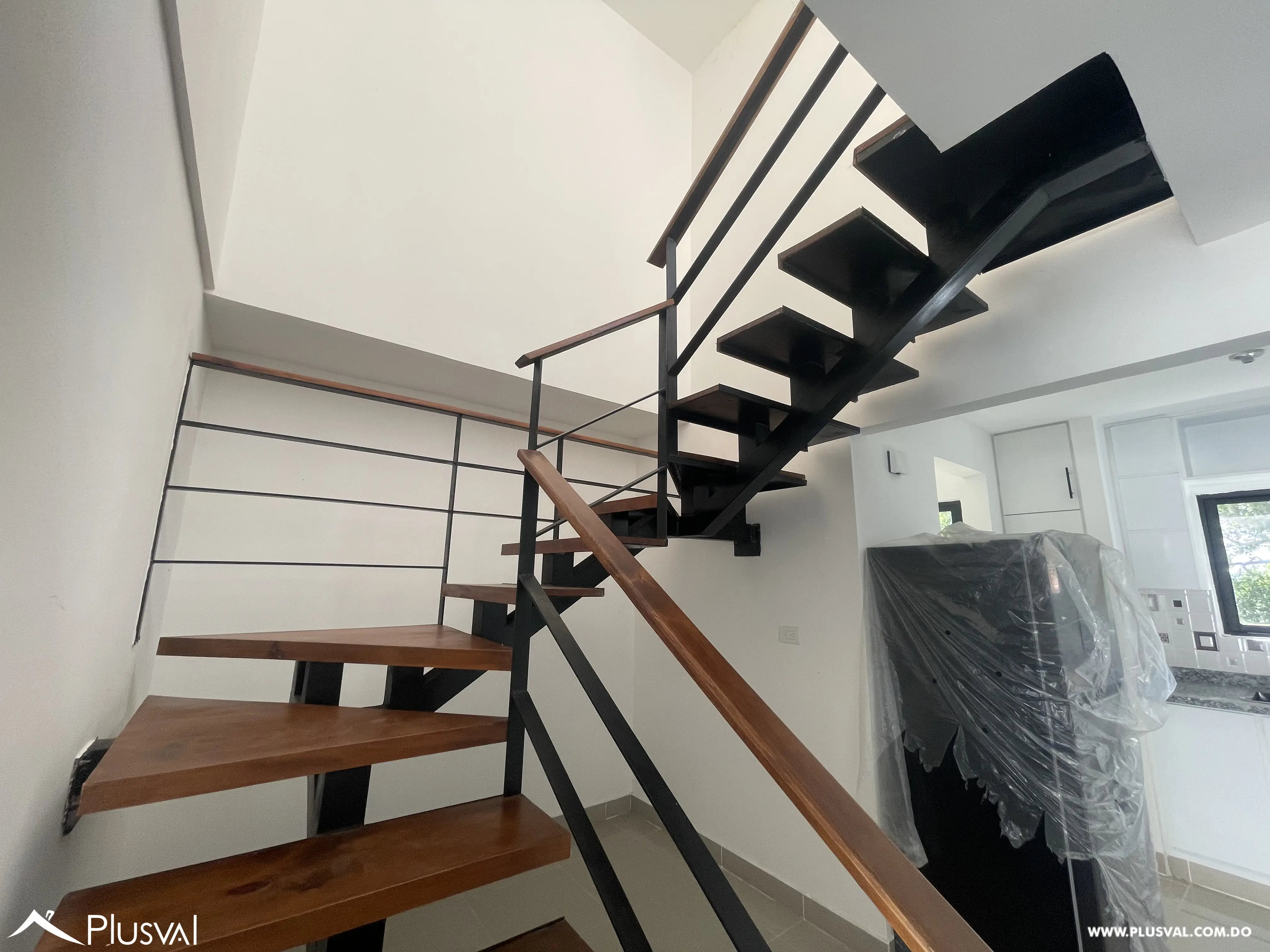 Penthouse de 3 Habitaciones con Piscina en Zona Residencial 508858