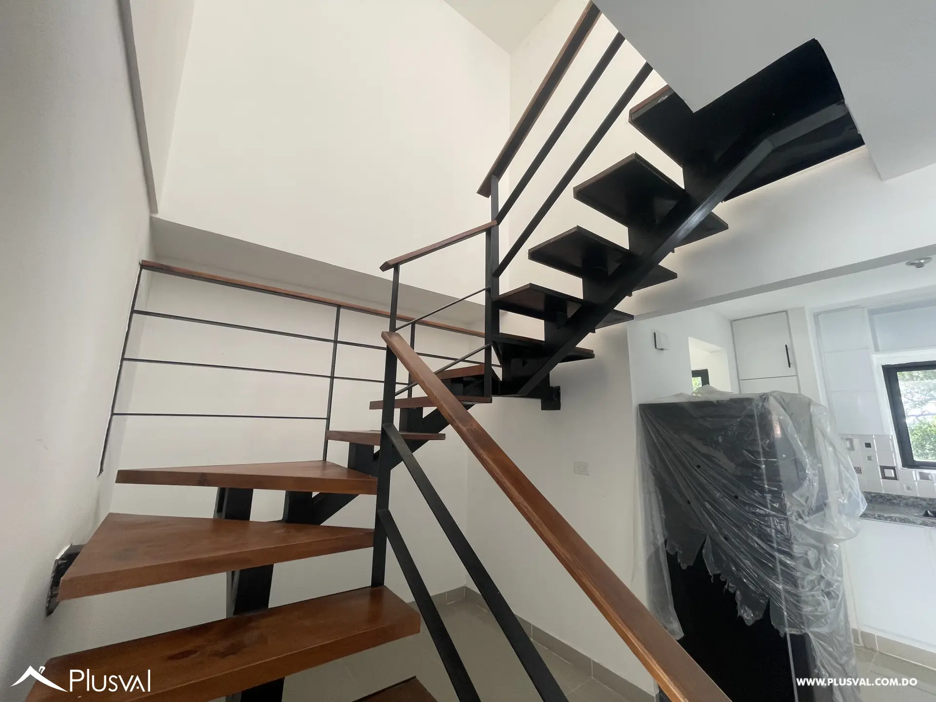 Penthouse de 3 Habitaciones con Piscina en Zona Residencial 508858