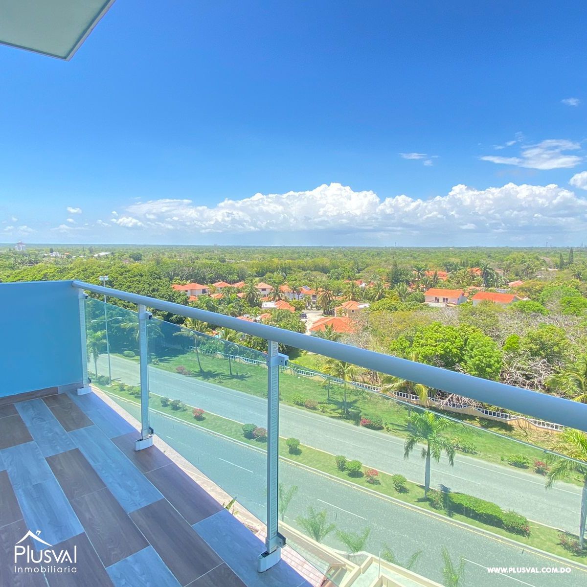Apartamento amueblado de oportunidad con vista al mar en Juan Dolio 374268
