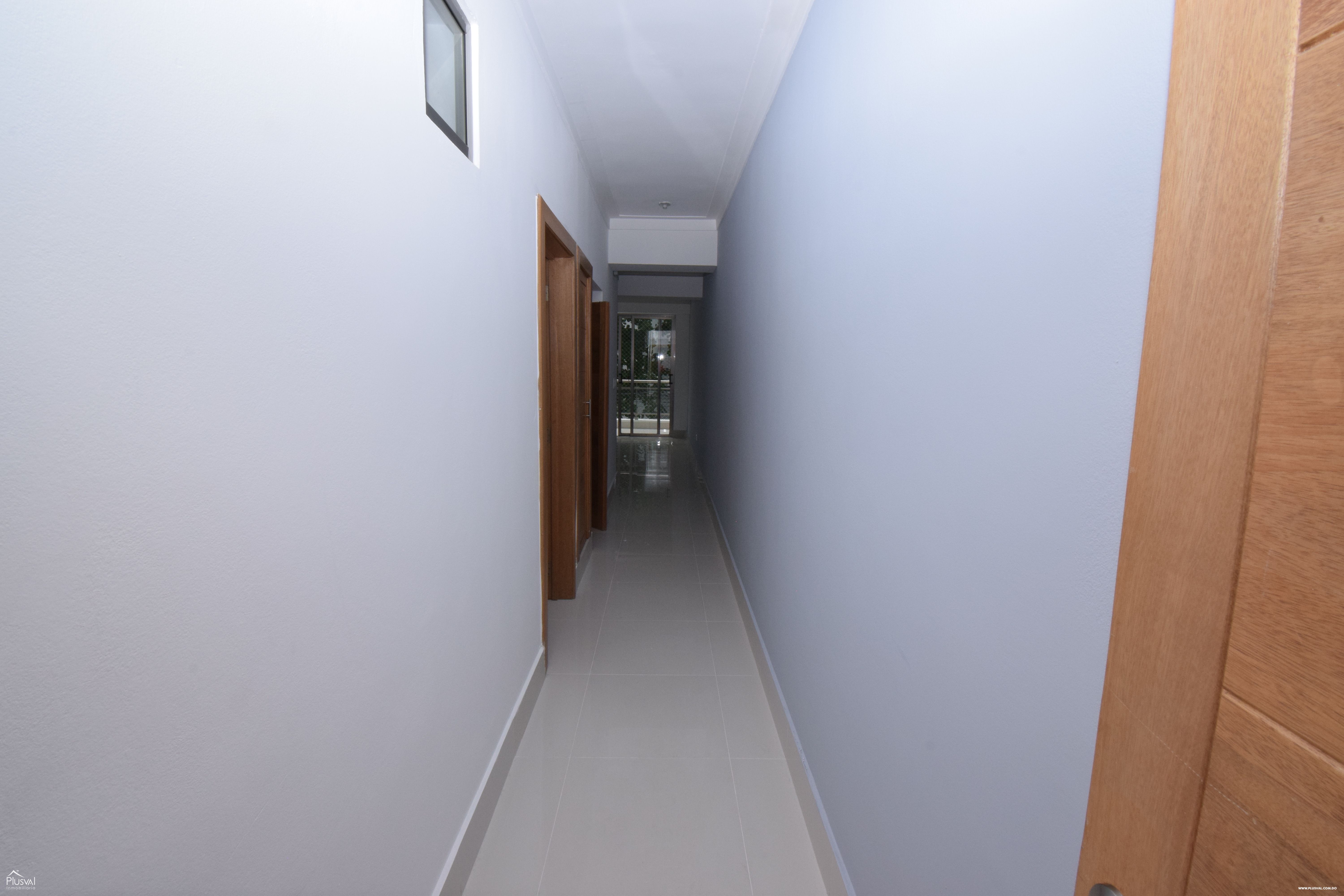 Amplio apartamento en alquiler vacio en Naco 214183