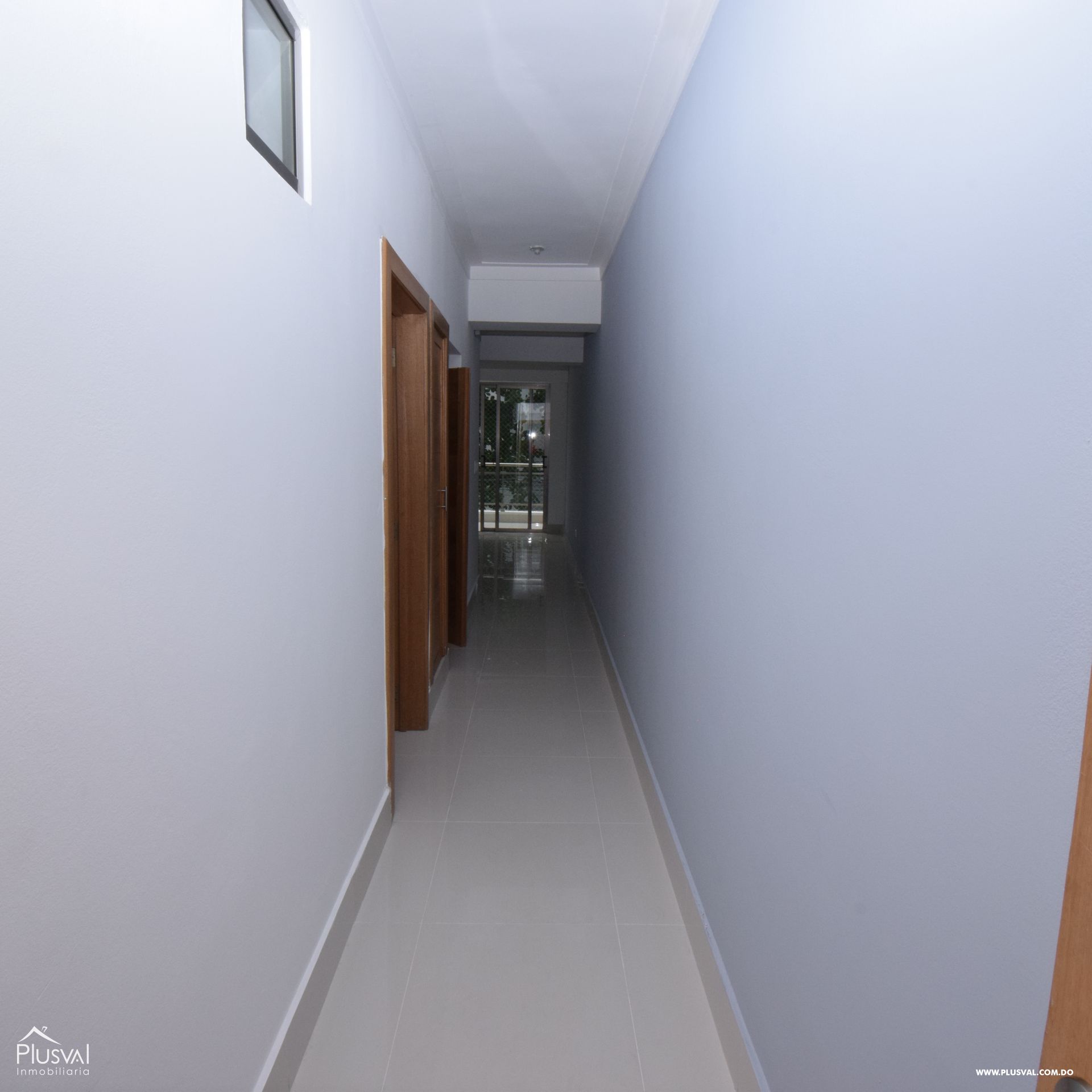 Amplio apartamento en alquiler vacio en Naco 214183