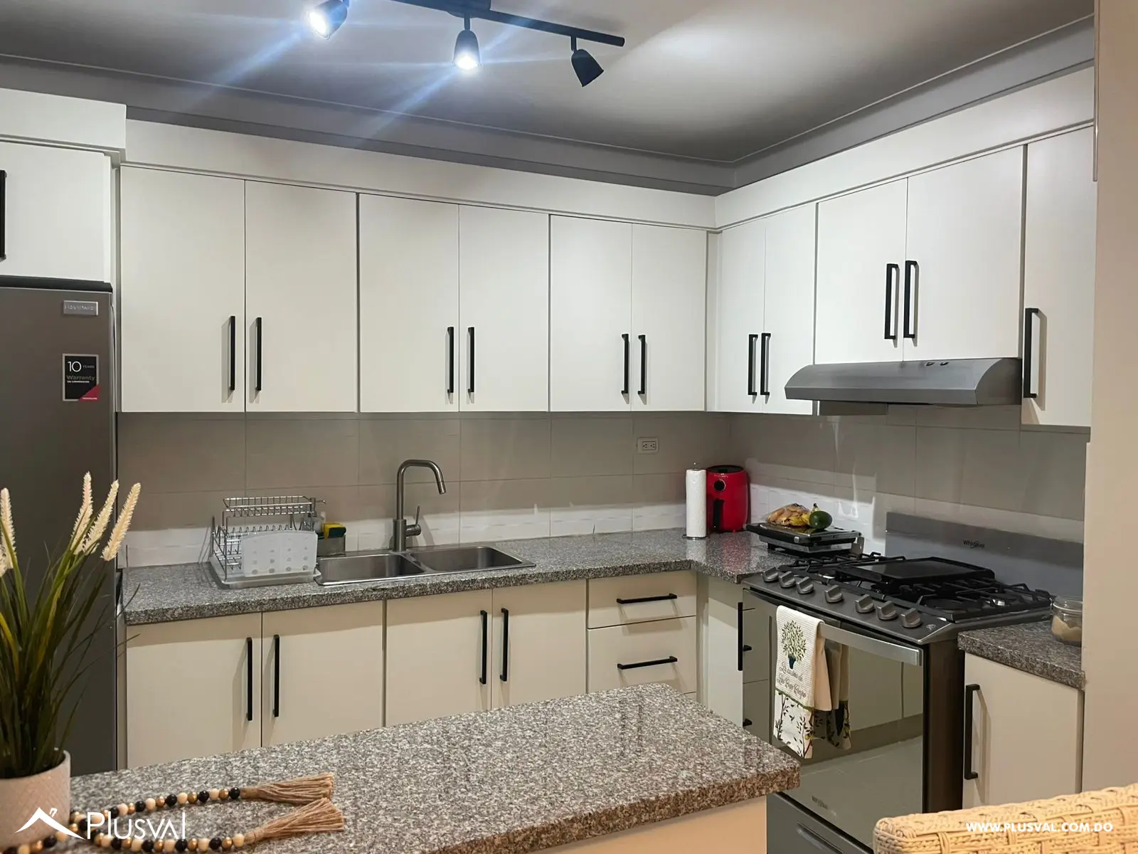 Apartamento en Segundo Nivel en Zona Céntrica de la Ciudad de Santiago 502728
