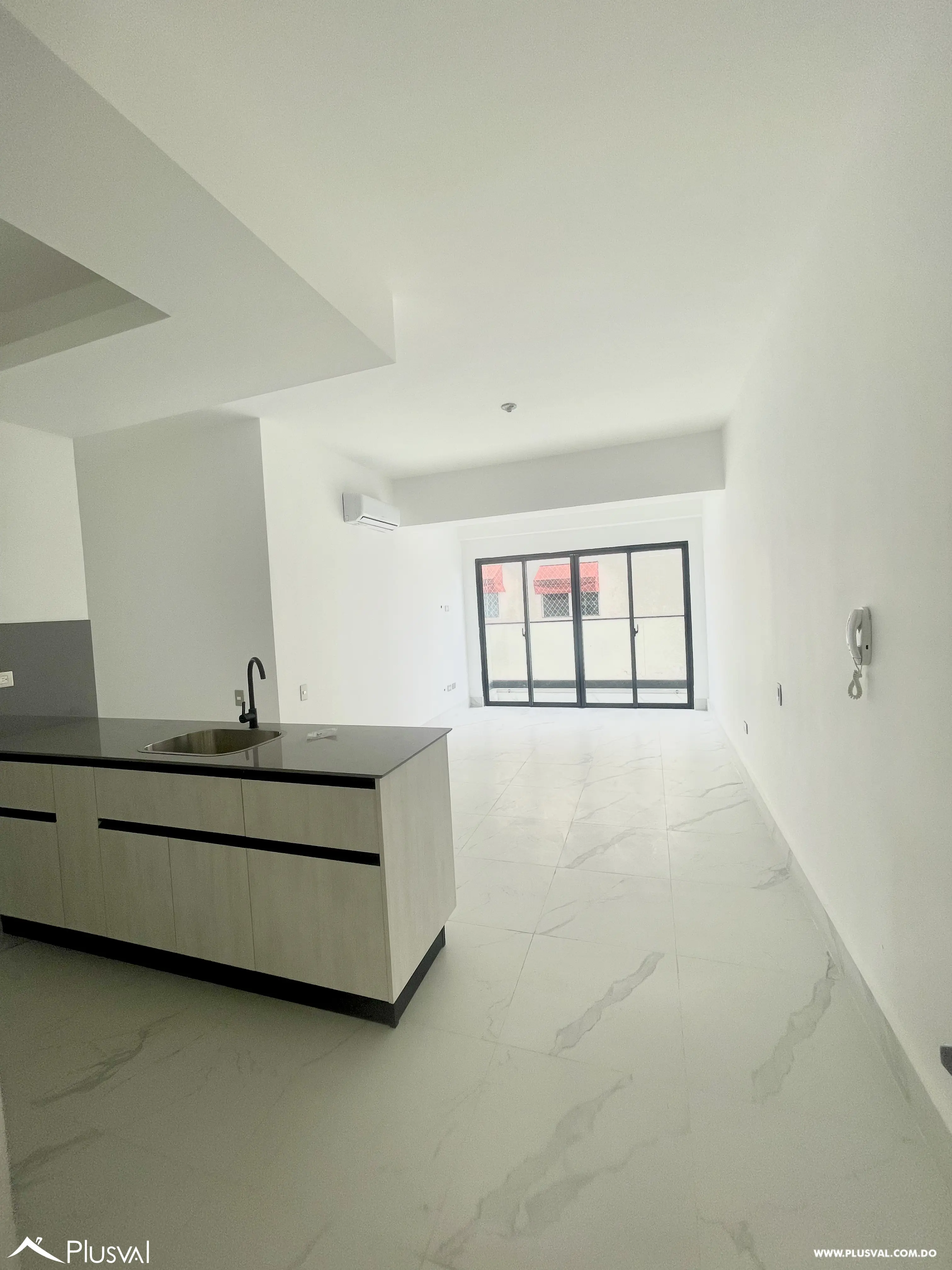 Apartamento en alquiler en Evaristo Morales 495747