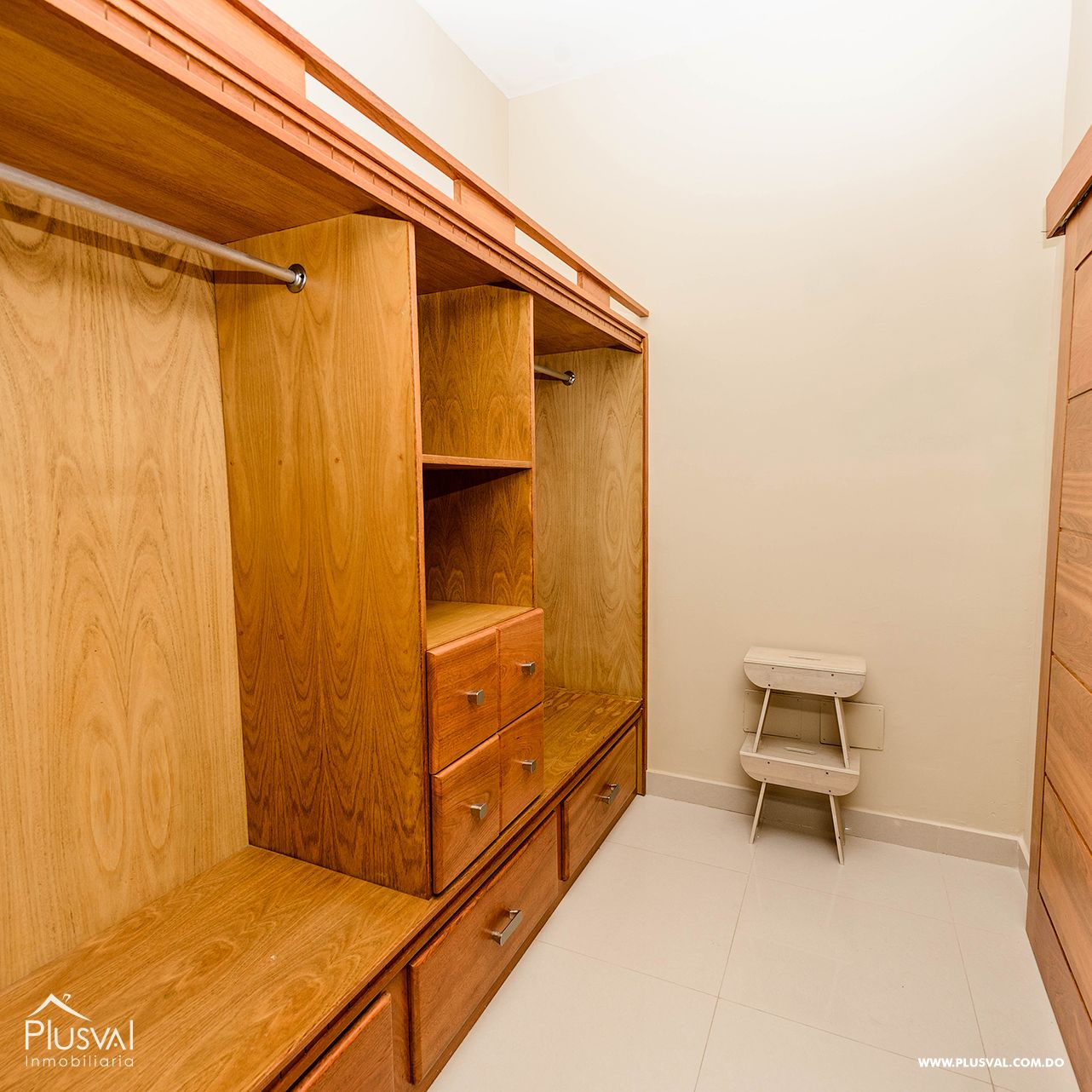Penthouse de 3 pisos cerca de la playa en Los Corales, Punta Cana 436899
