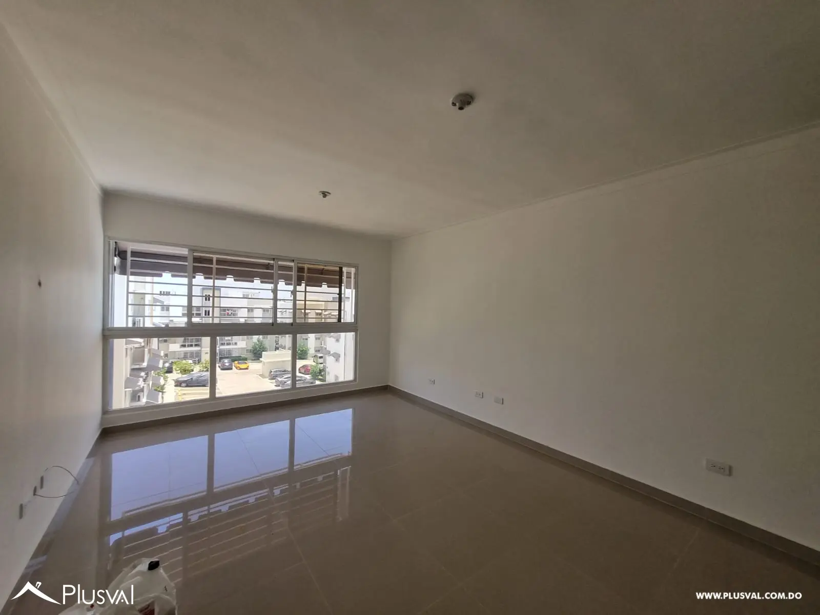 Apartamentos en alquiler cerca de la Av. República de Colombia 452097