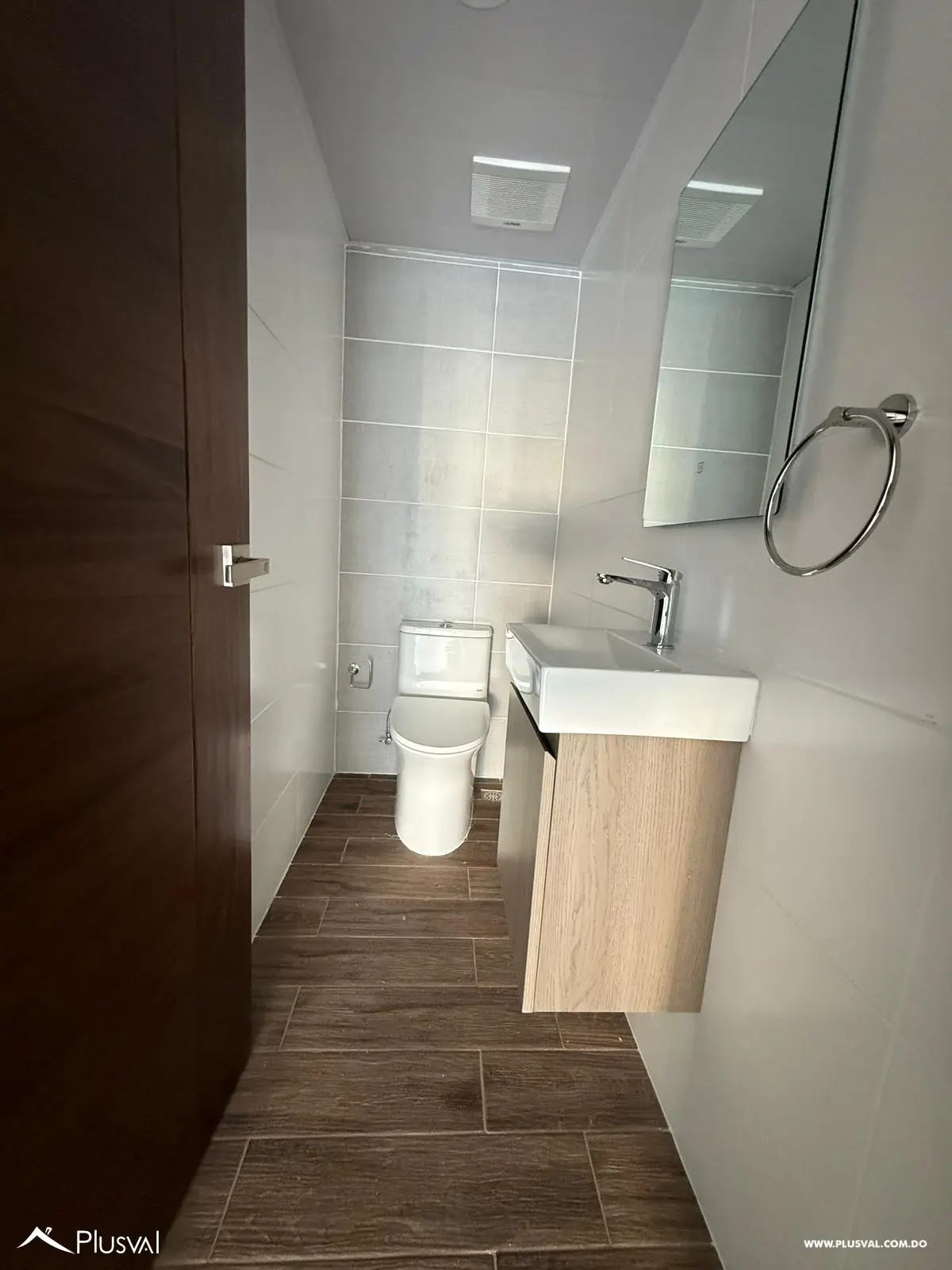 Apartamento en alquiler en Evaristo Morales 503896