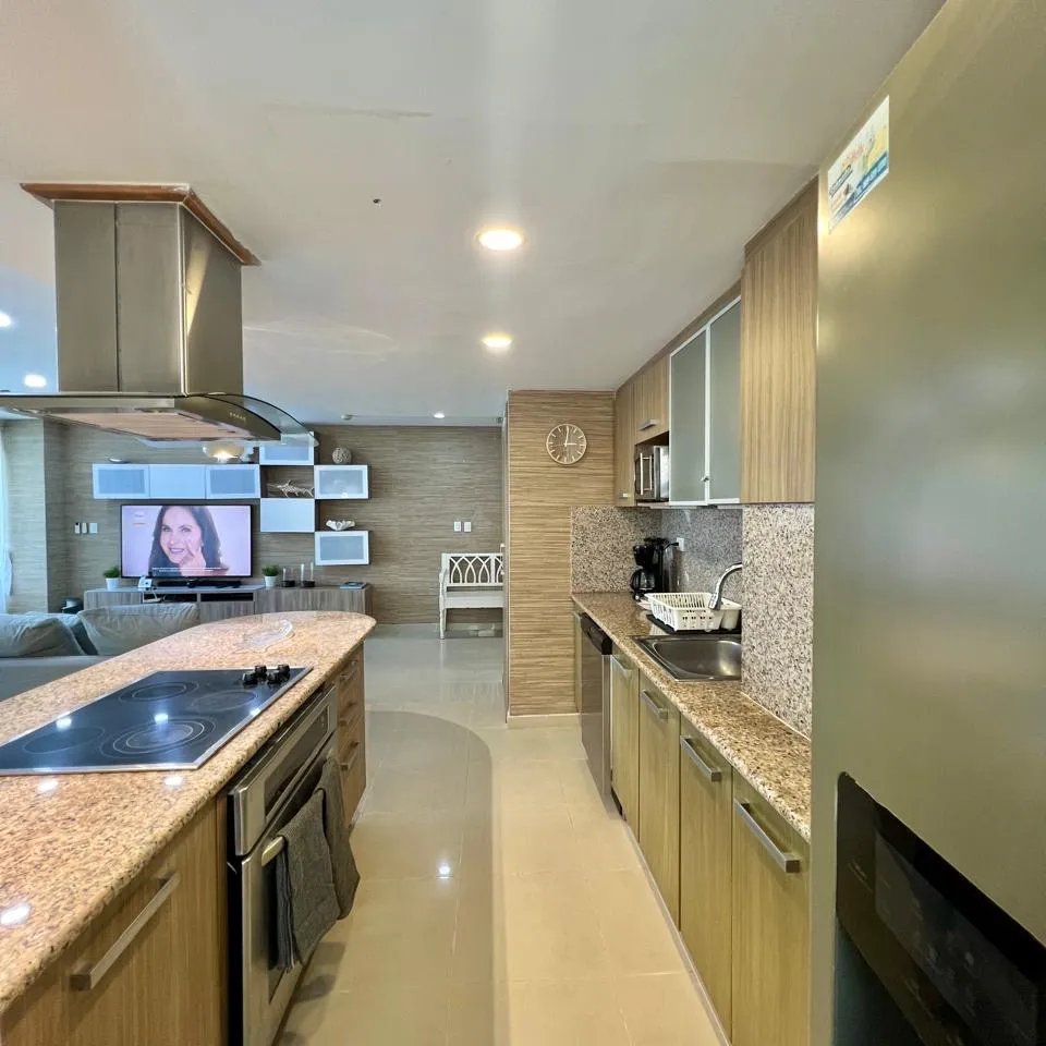 Apartamento en alquiler, en Marbella 389436