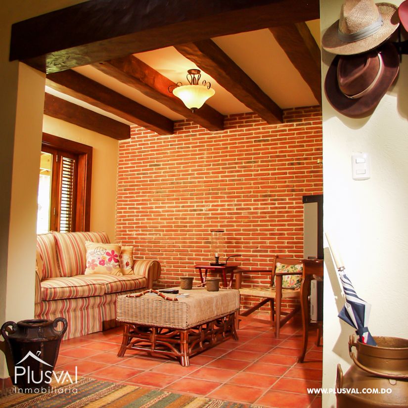 Villa en venta en Jarabacoa con amplios jardines 159869