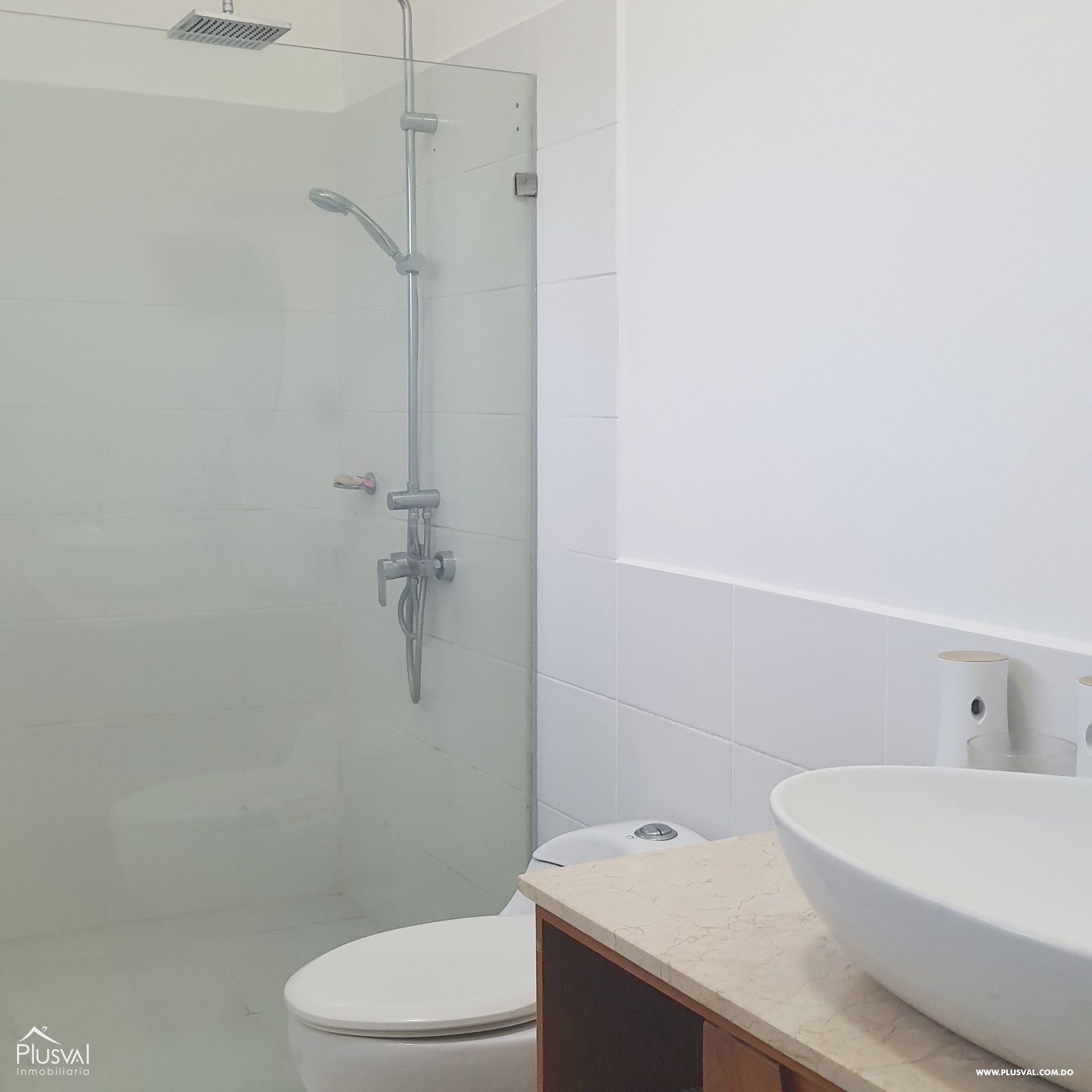 Casa amueblada de 3 habitaciones con jacuzzi, sistema de seguridad y terraza en Alquiler 406189