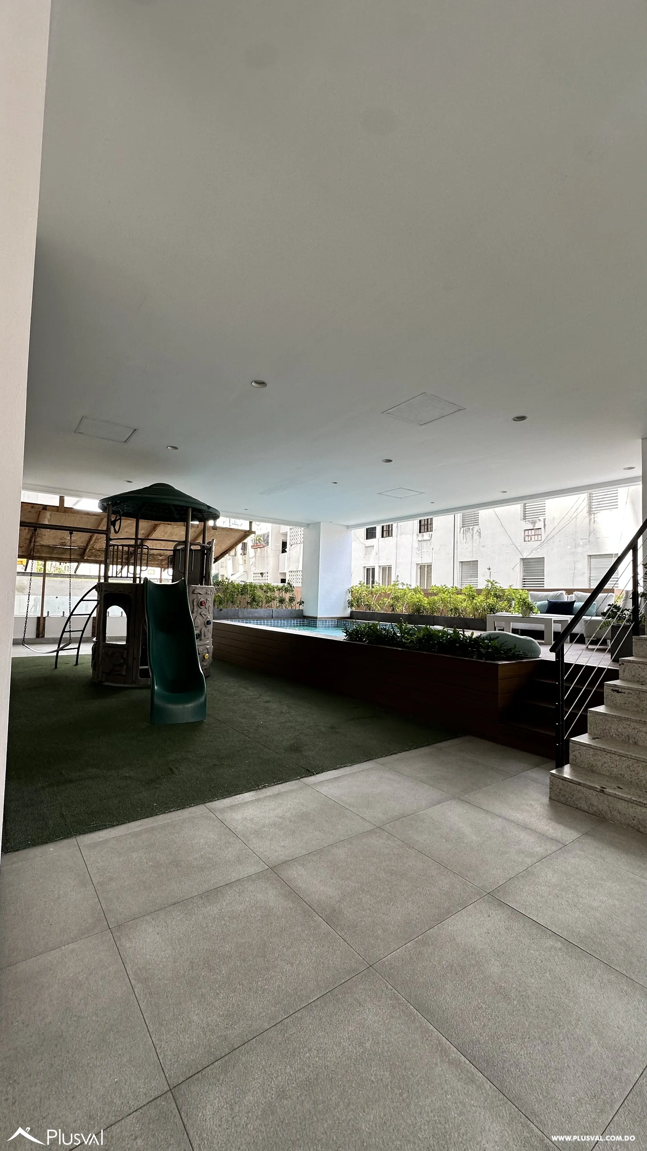 Apartamento en Renta Amueblado de 2 Habitaciones en Paraíso, Santo Domingo | Torre con Piscina, Gym y 2 Parqueos 513984