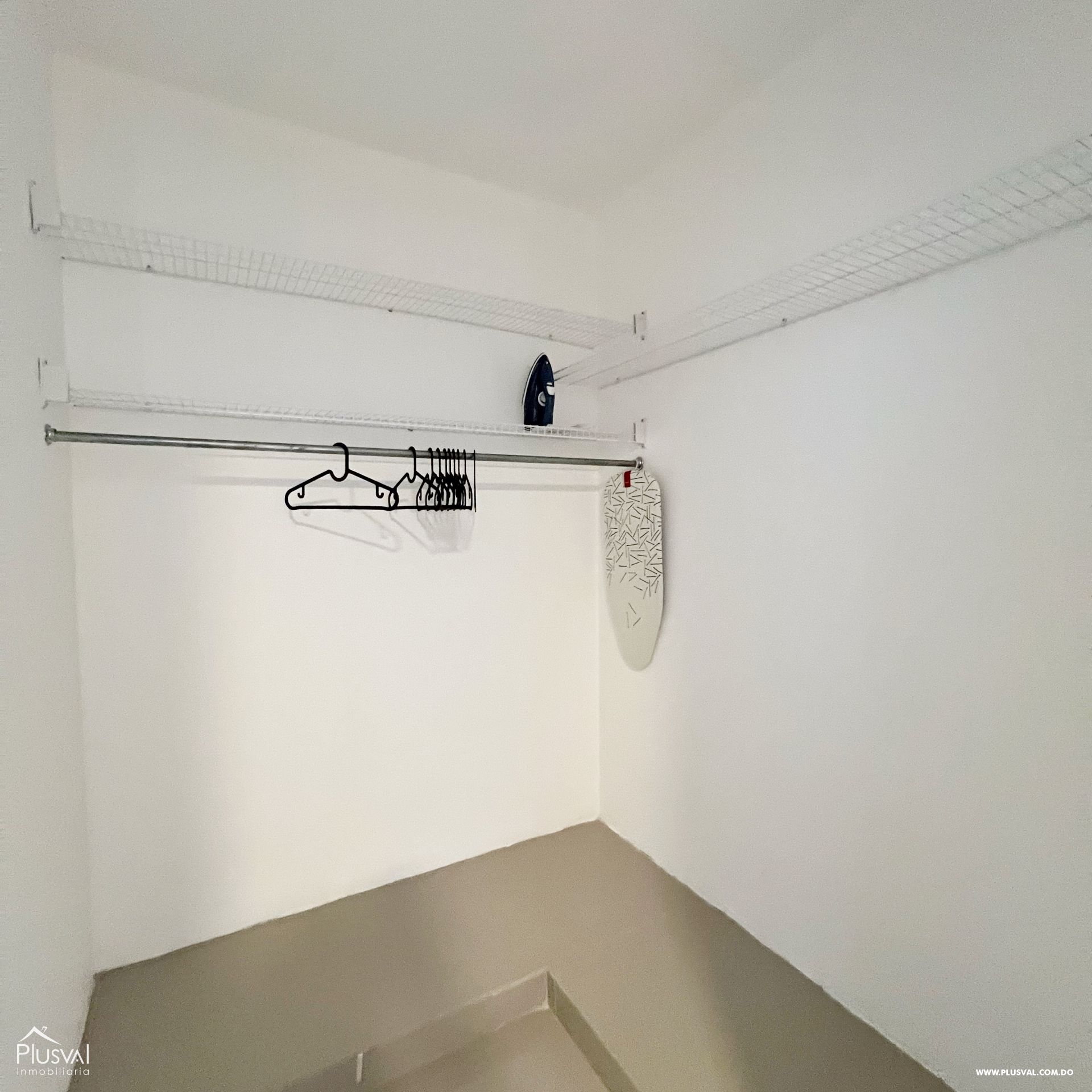 Apartamento amueblado de 2 habitaciones en alquiler en Bávaro 390846