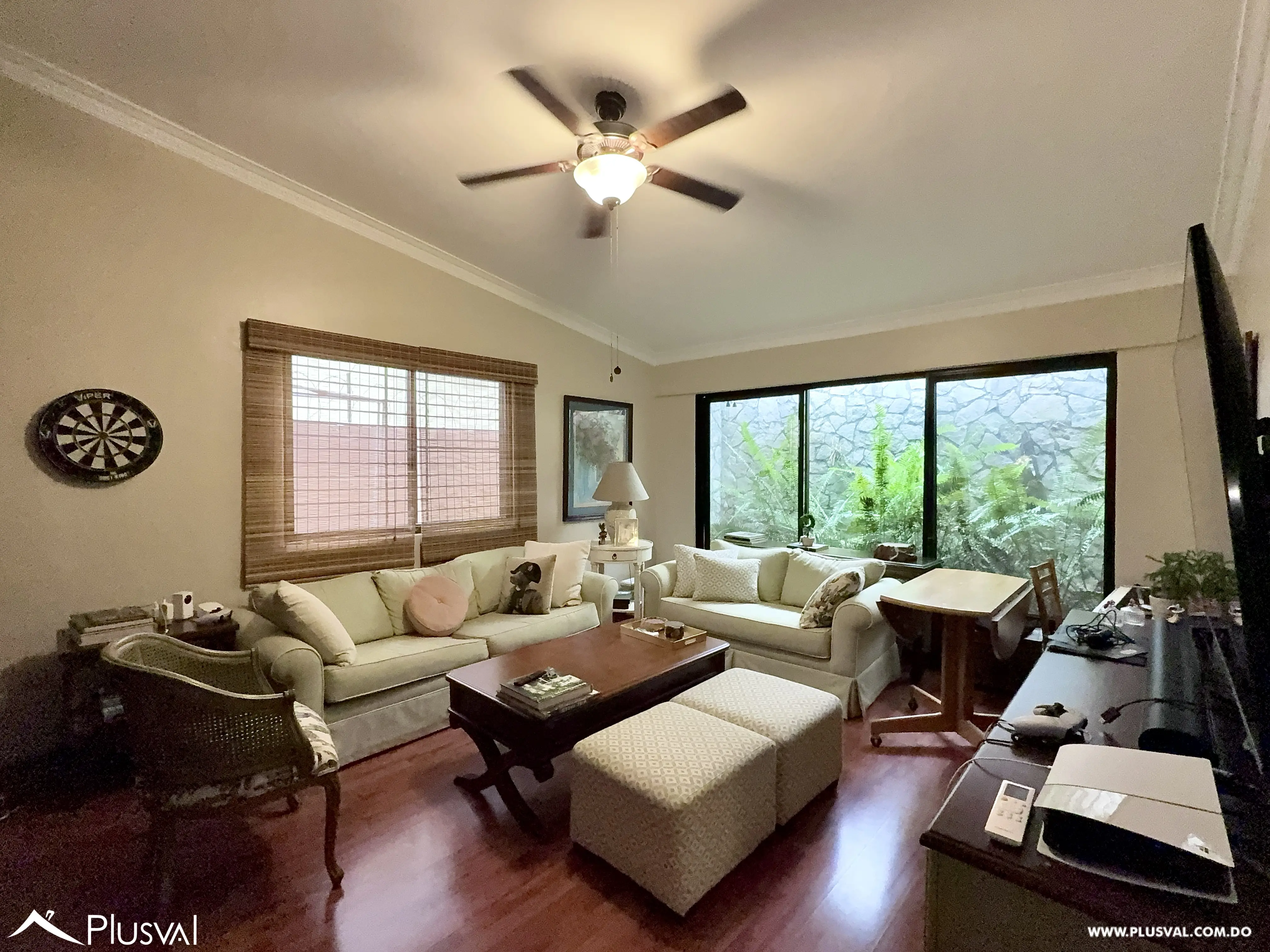 Exclusiva Residencia de Un nivel con Amplio Jardín y Patio en Cuesta Hermosa II 487482