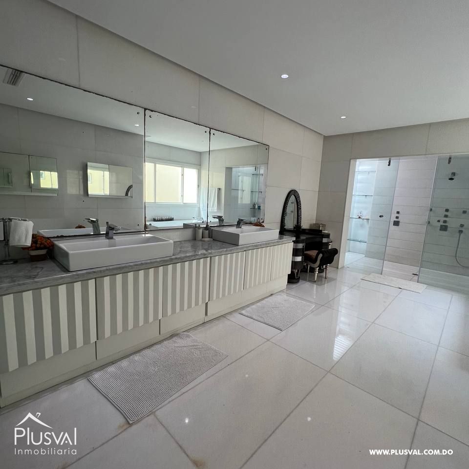Apartamento   en Venta con una Vista Espectacular en Los Cacicazgos 344942
