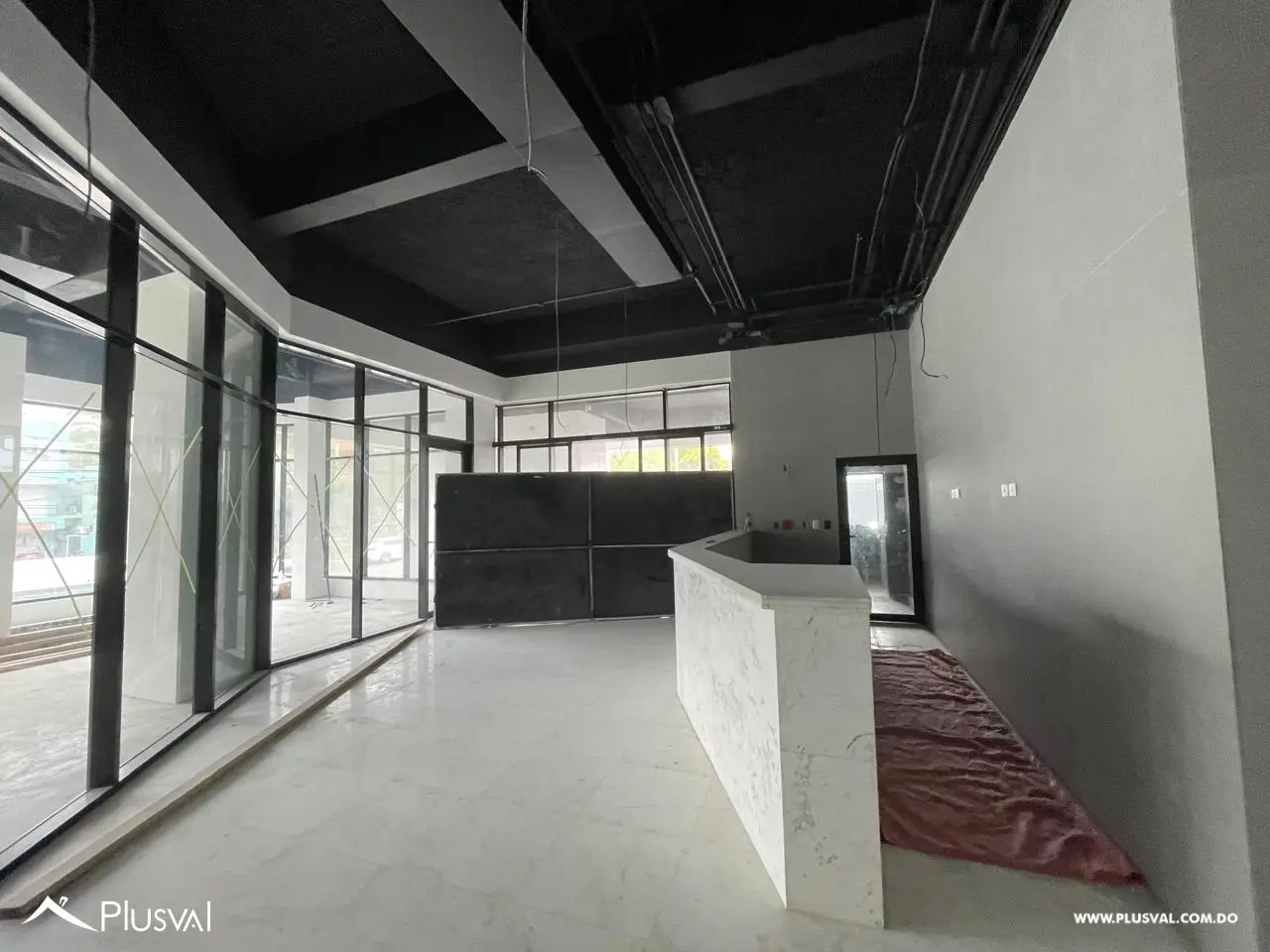 Alquiler Local en torre corporativa nueva 481086