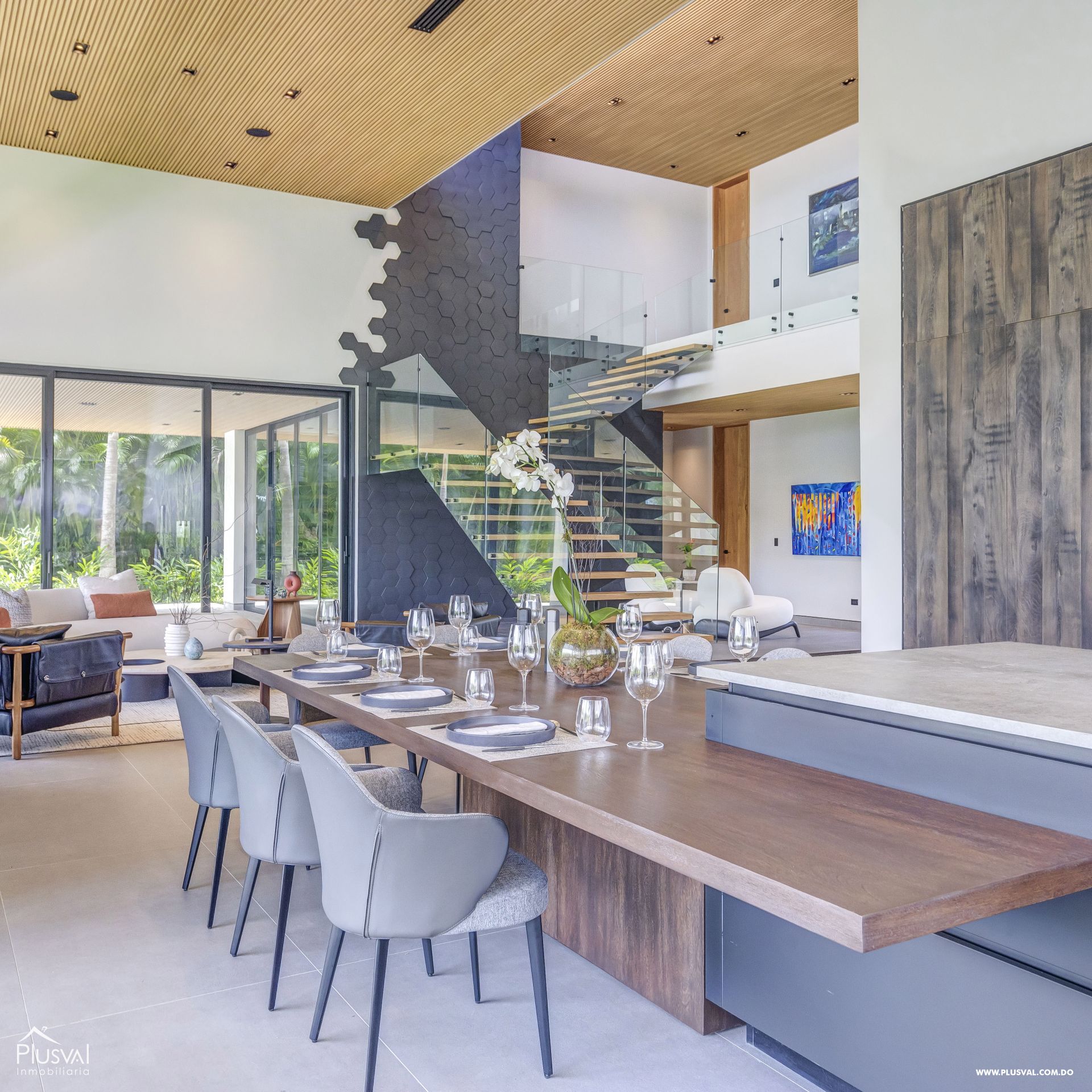 Modern Luxury Villa in Hacienda on sale, Punta Cana Resort. 370656