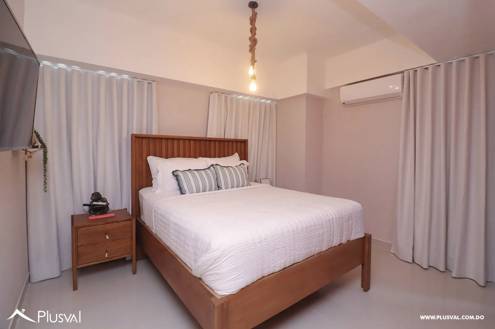 Venta de apartamento en moderna torre de Evaristo Morales 535872