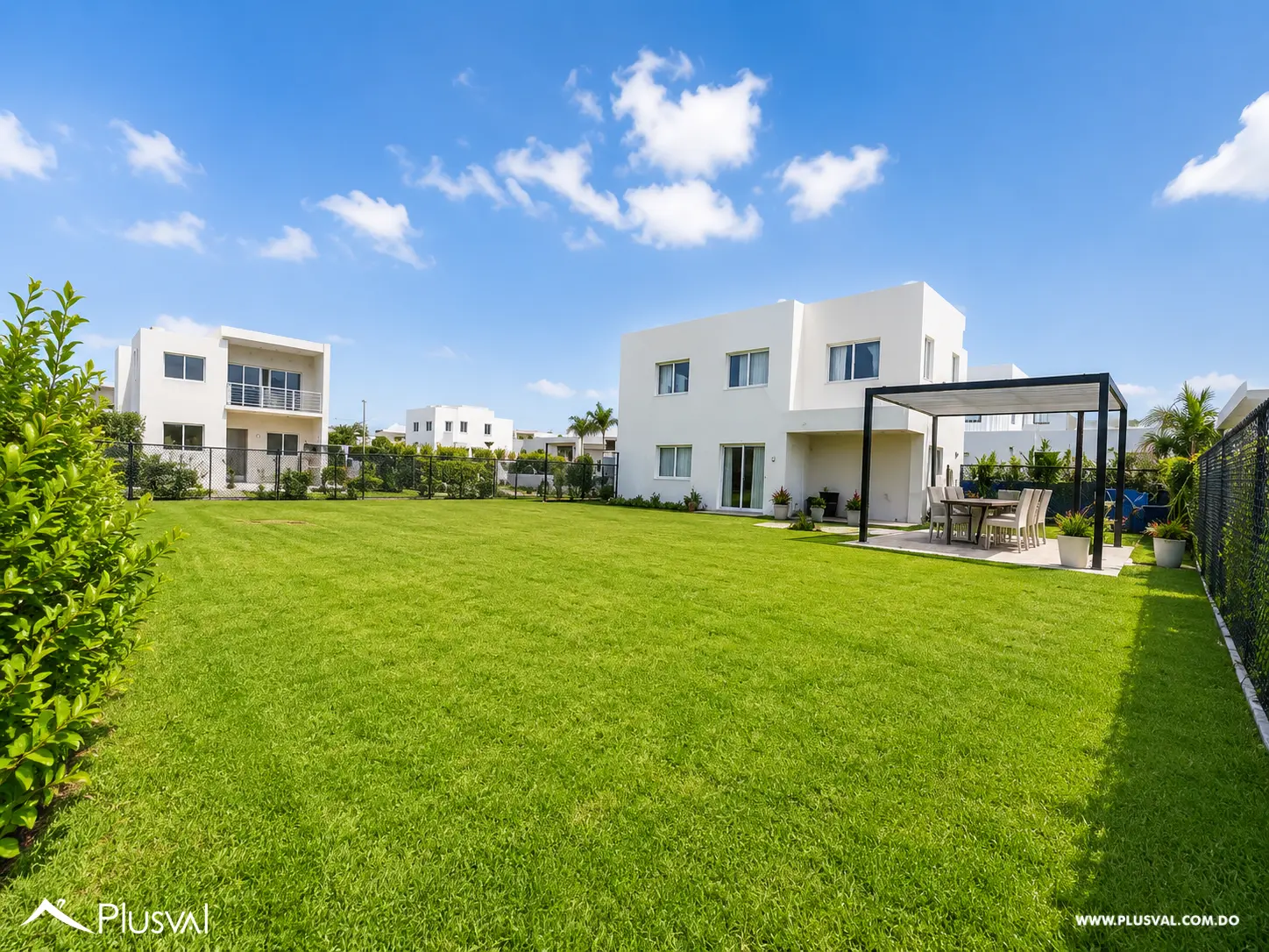 Amplia Residencia Familiar en Ciudad La Palma 510200