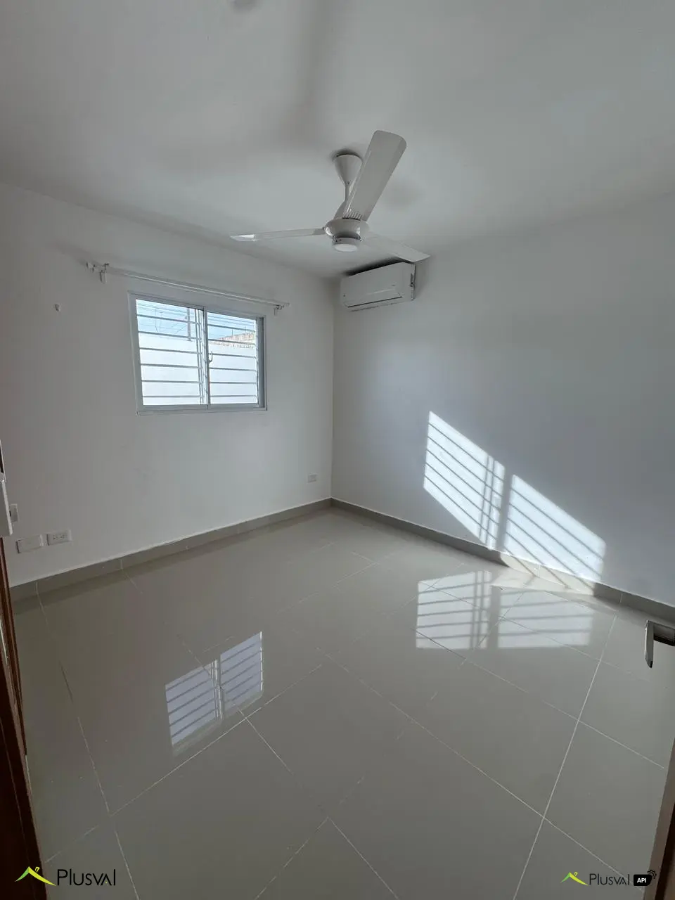 Primer piso con Patio y picuzzi. 448394
