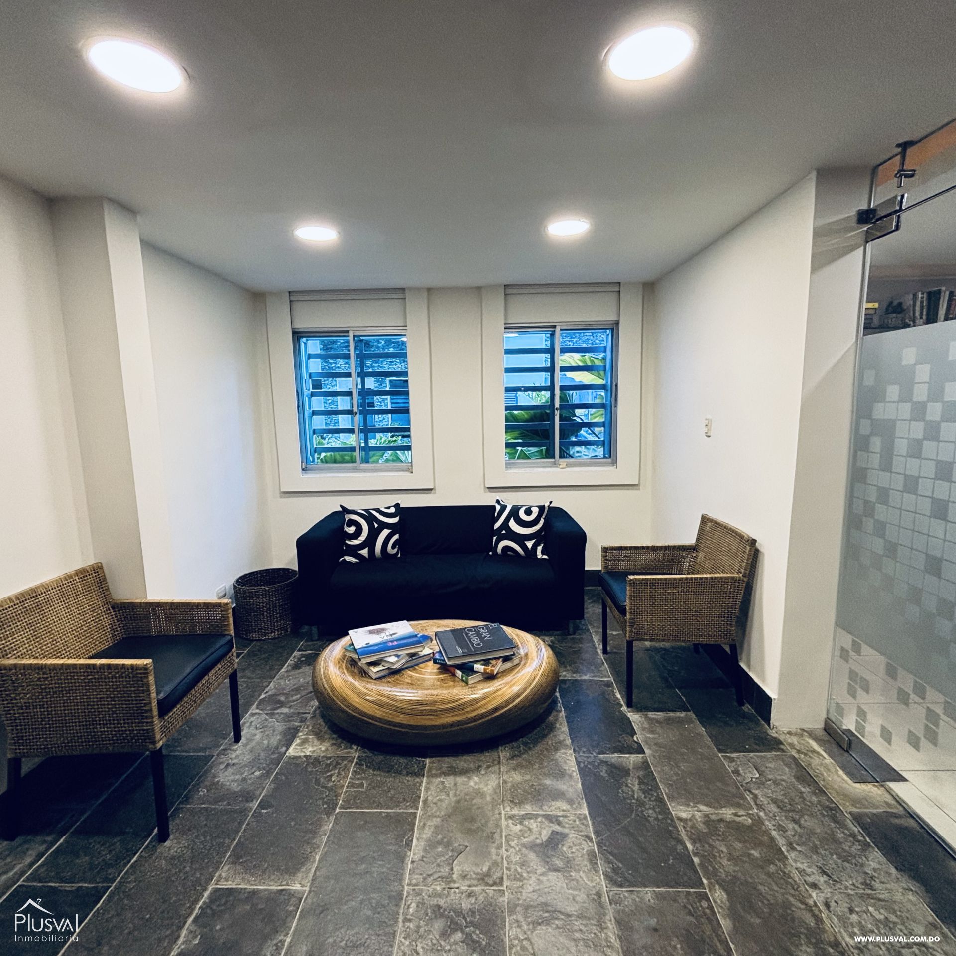 Propiedad comercial para oficinas o co-working 389342