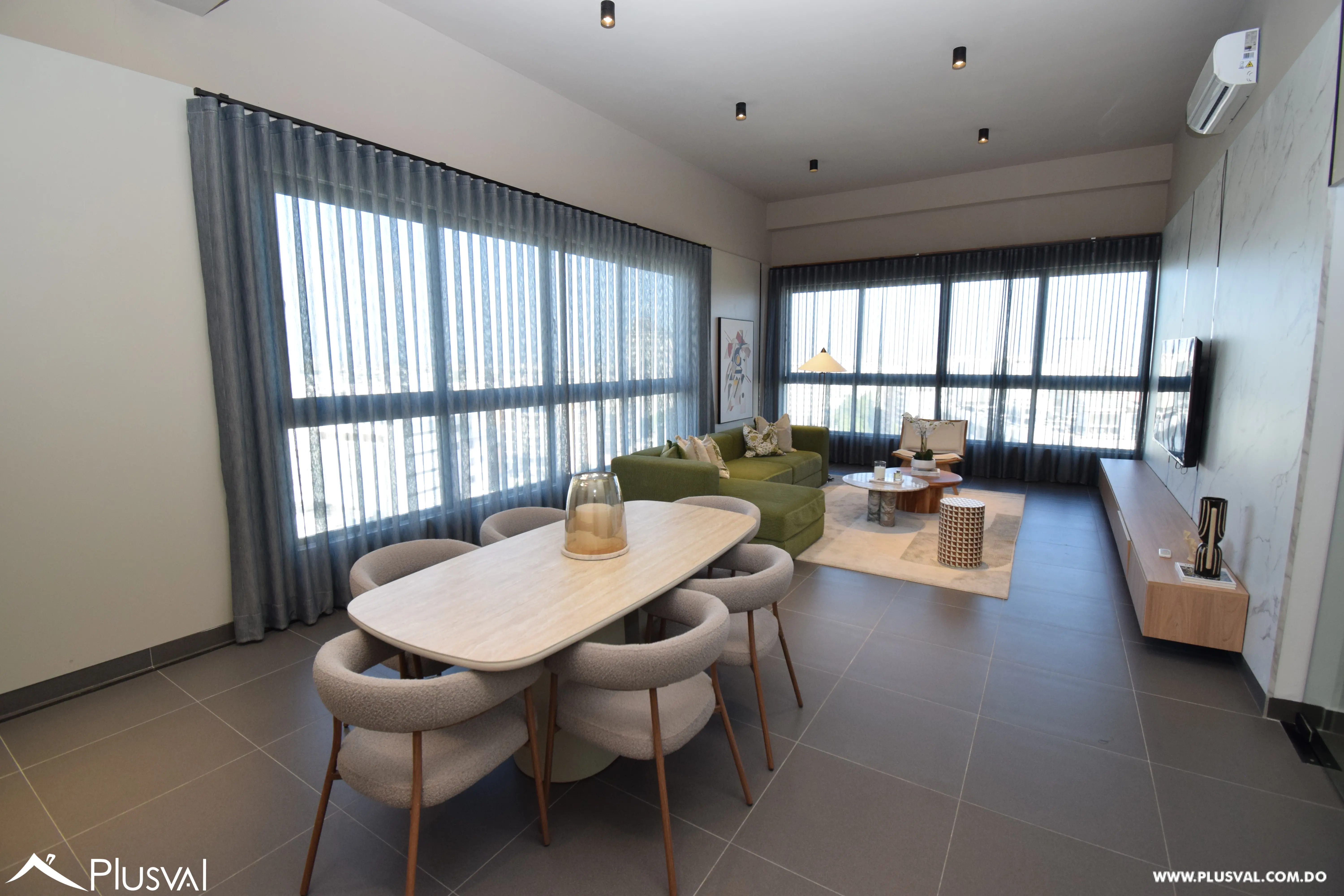 Apartamento  en alquiler vacio con muy buena distribución. 470576