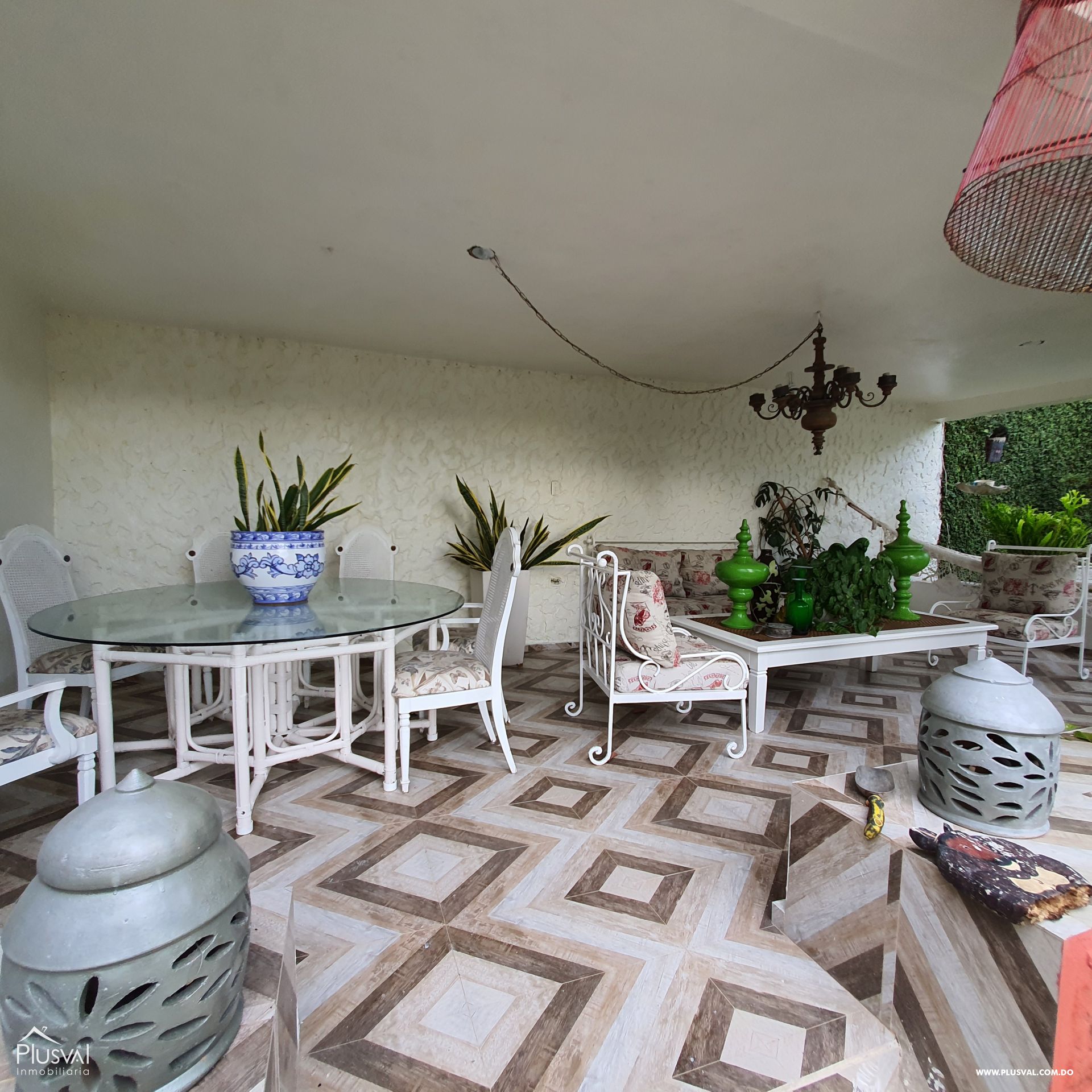 Amplia casa en venta para proyecto en Los Ríos 232616
