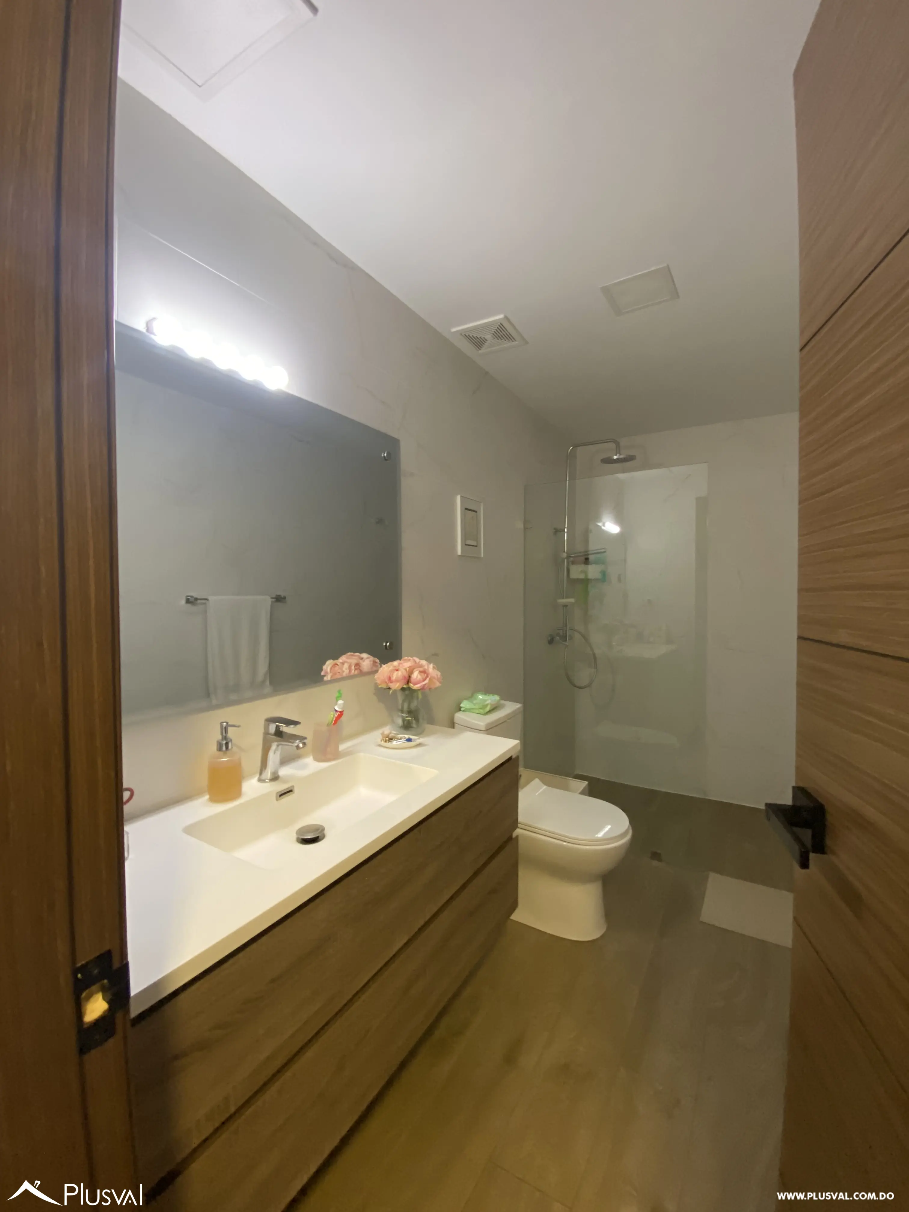 Apartamento en alquiler con estilo moderno y excelente ubicación en bella vista. 466462