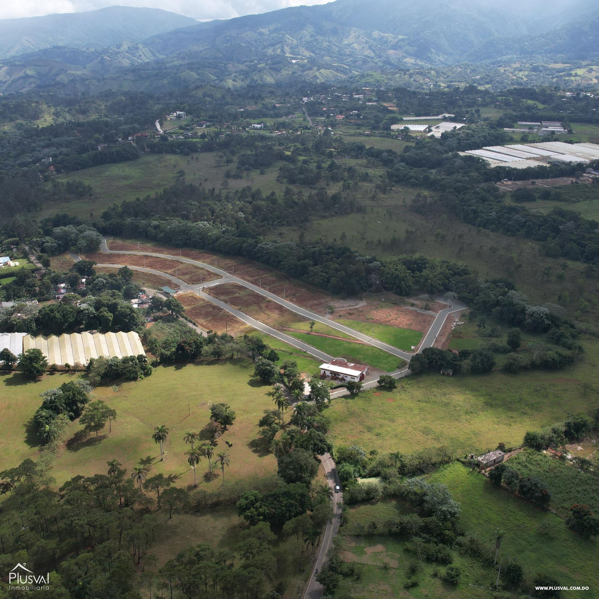 Proyecto de solares en venta ubicado en Jarabacoa y con vistas a la montaña 408266