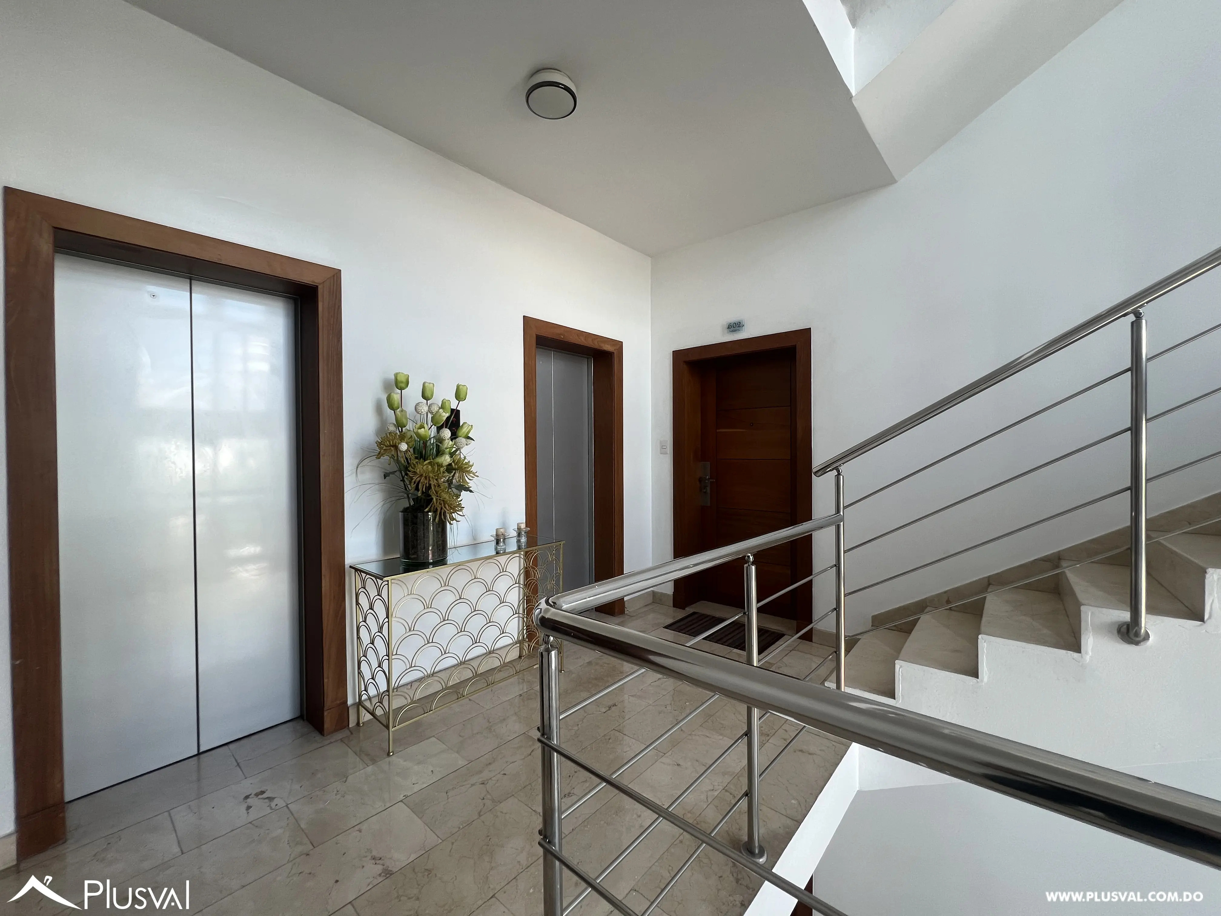 Espectacular apartamento en alquiler en Los Cacicazgos 474172