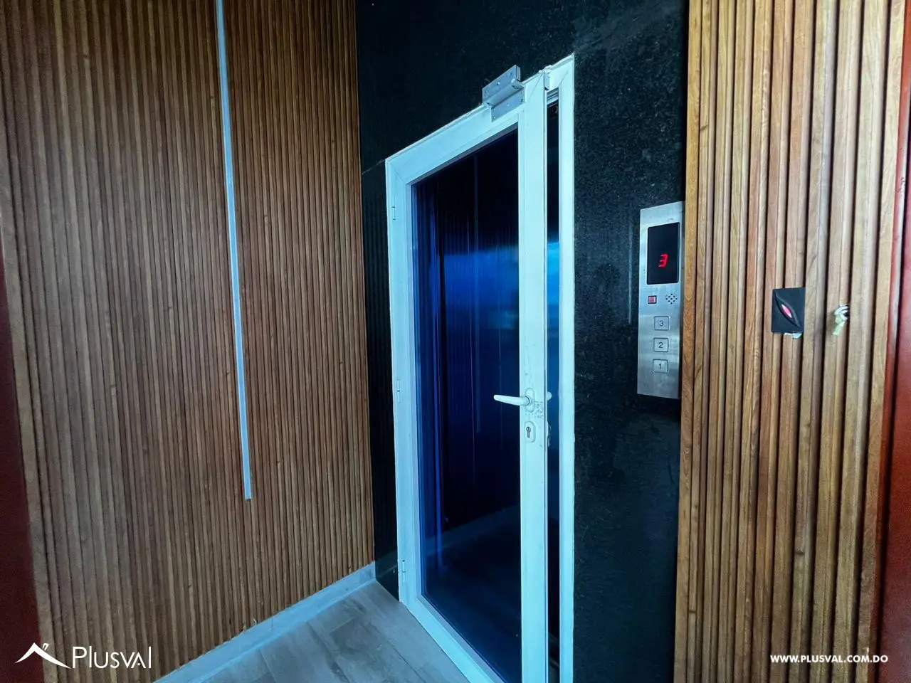 Penthouse de 3 Niveles en Venta en Alma Rosa I con Vista al Mar y Amplios Espacios – Santo Domingo Este 474799