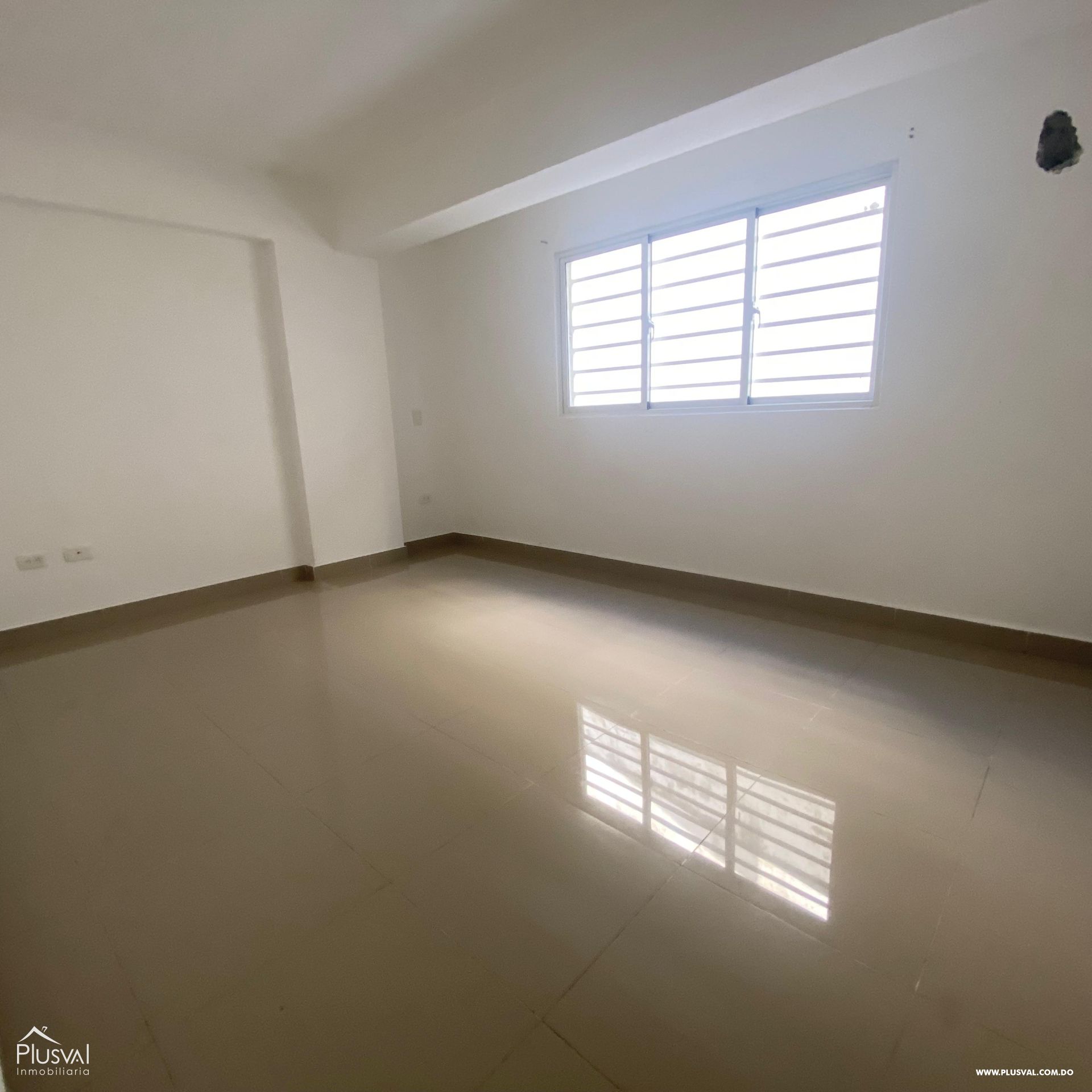Apartamento de 3 habitaciones en Colinas de los Ríos 351784