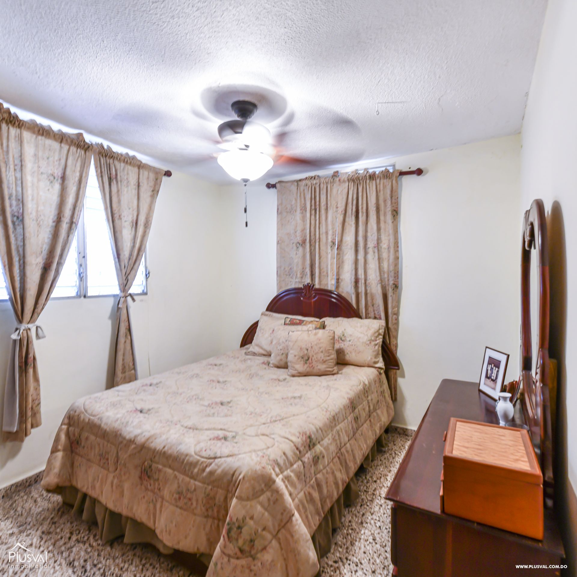 Edificio Residencial con 2 niveles 186463
