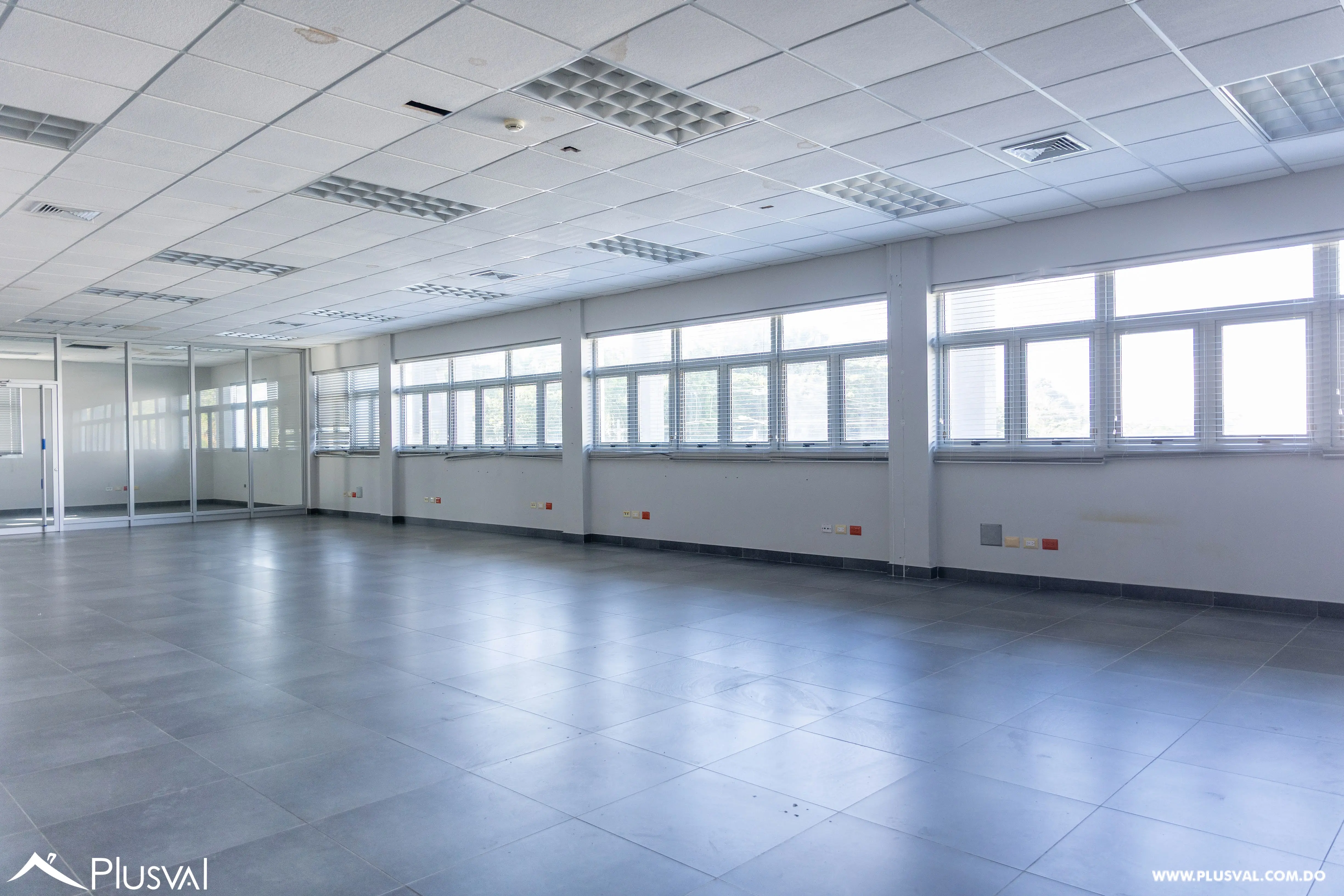 Edificio Comercial En Alquiler 491402