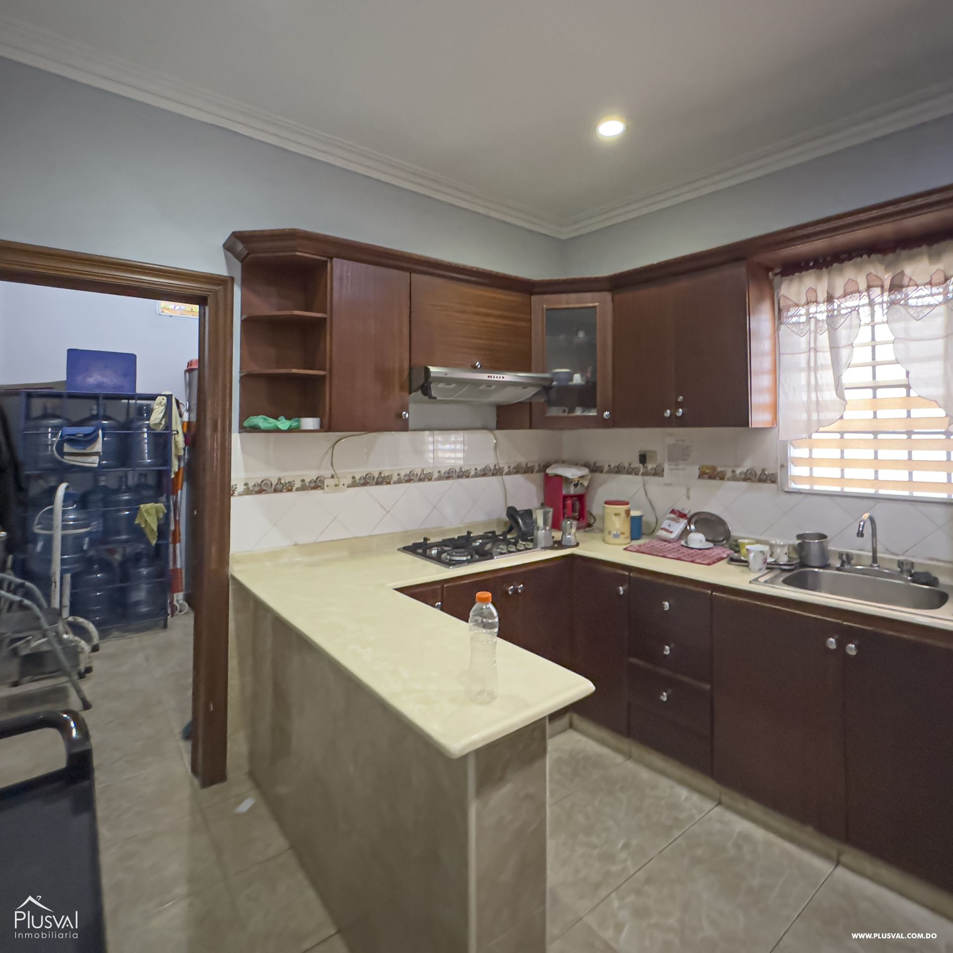 En Venta Edificio comercial de 6 Niveles Ensanche La Julia 244601