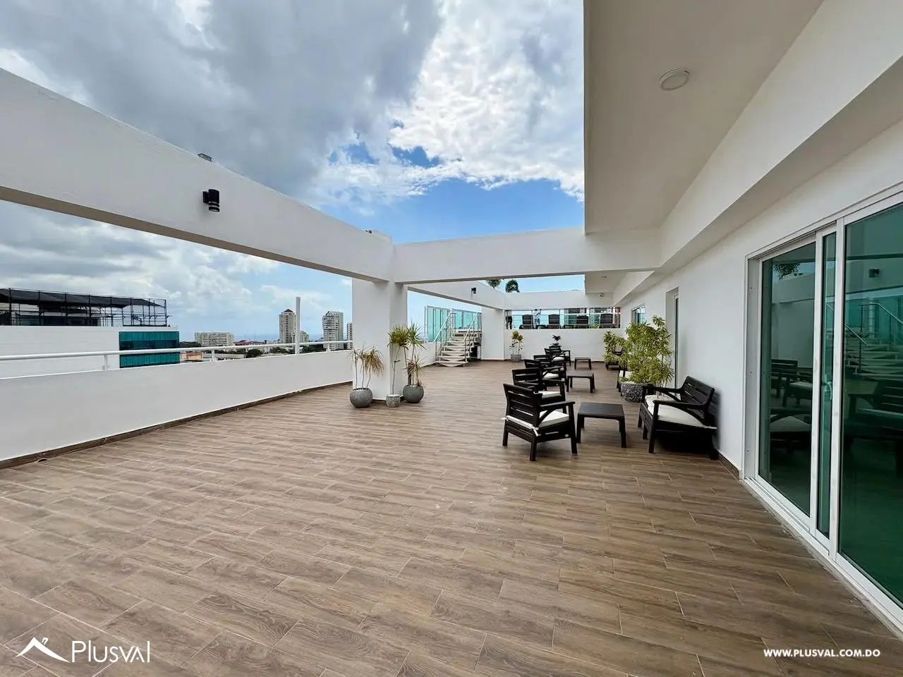 Espacioso apartamento amueblado  de 1 habitación en venta en Bella Vista 452647