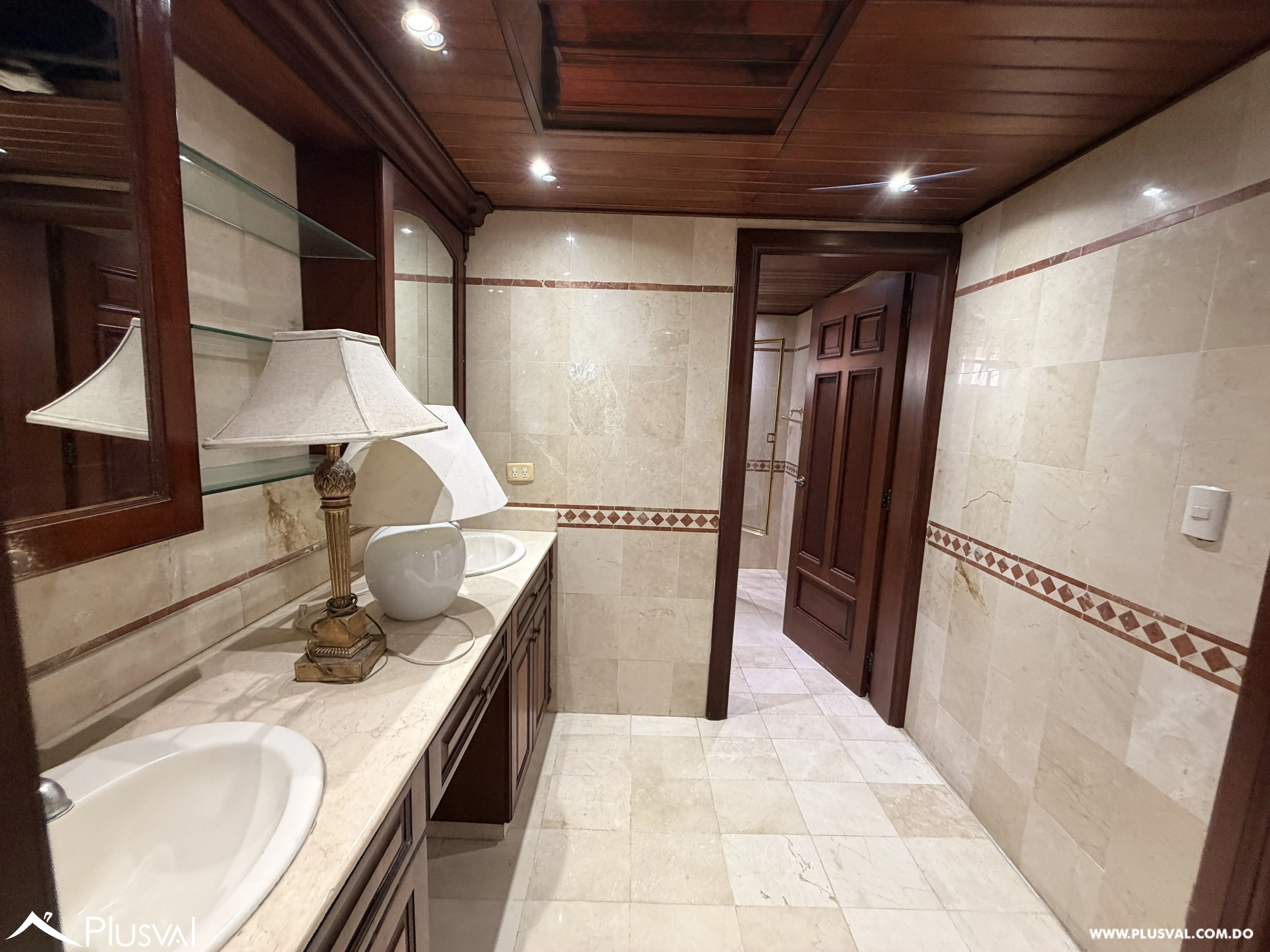 Apartamento penthouse de 3 niveles en La Esperilla en venta 490070