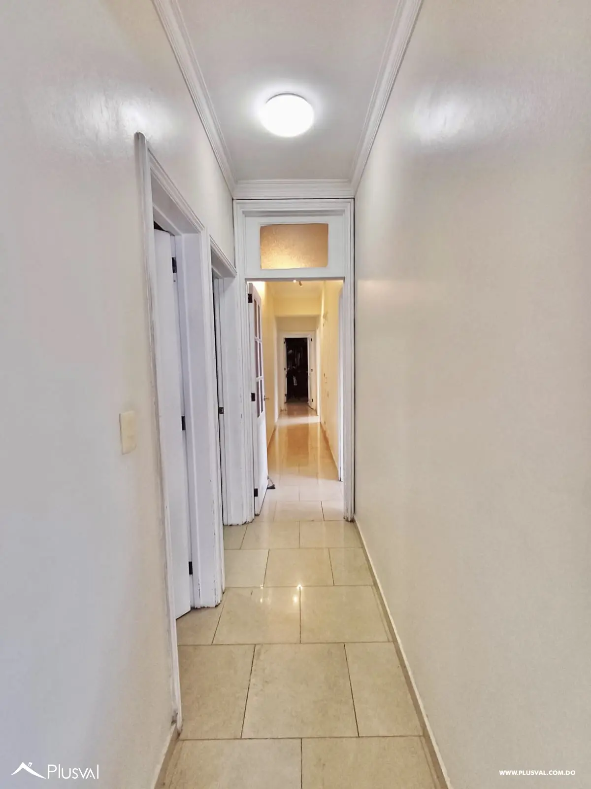 Apartamento en venta en Evaristo Morales, 3 habitaciones y 2 parqueos 534893