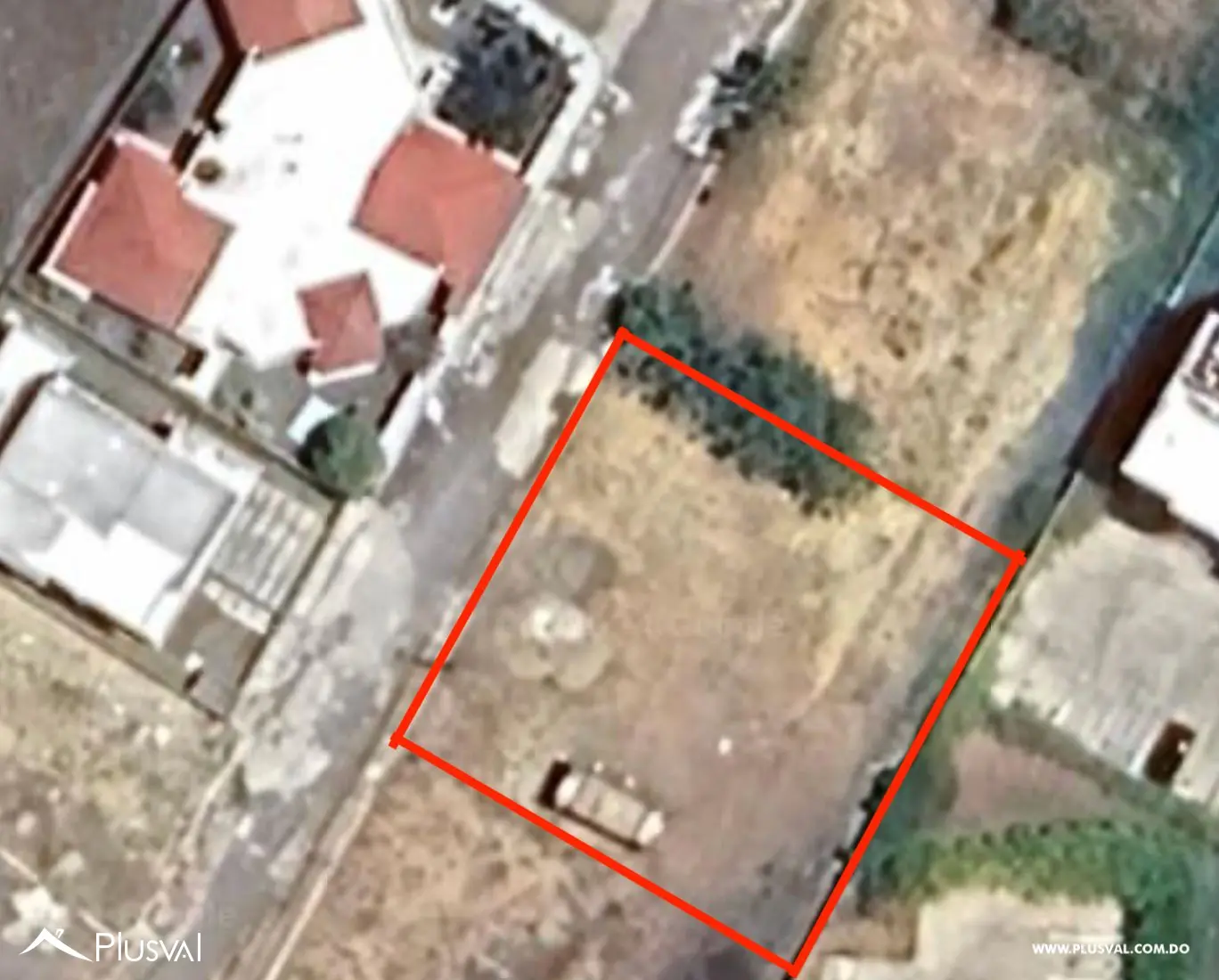 Venta de solar de 600 MT2 en urbanización cerrada 467429