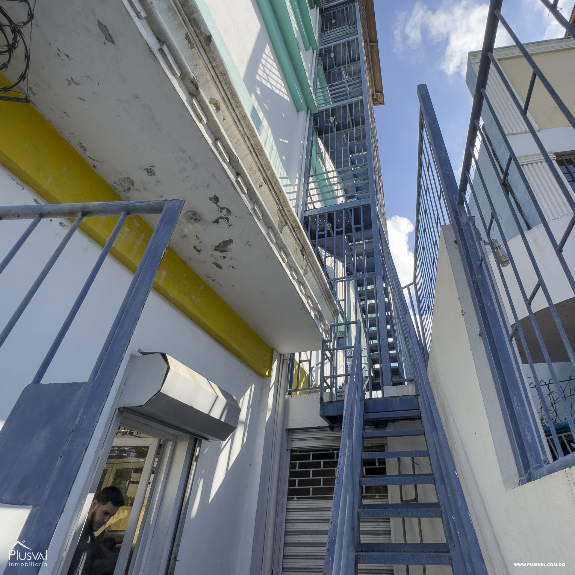 En Venta Edificio comercial de 6 Niveles Ensanche La Julia 244609